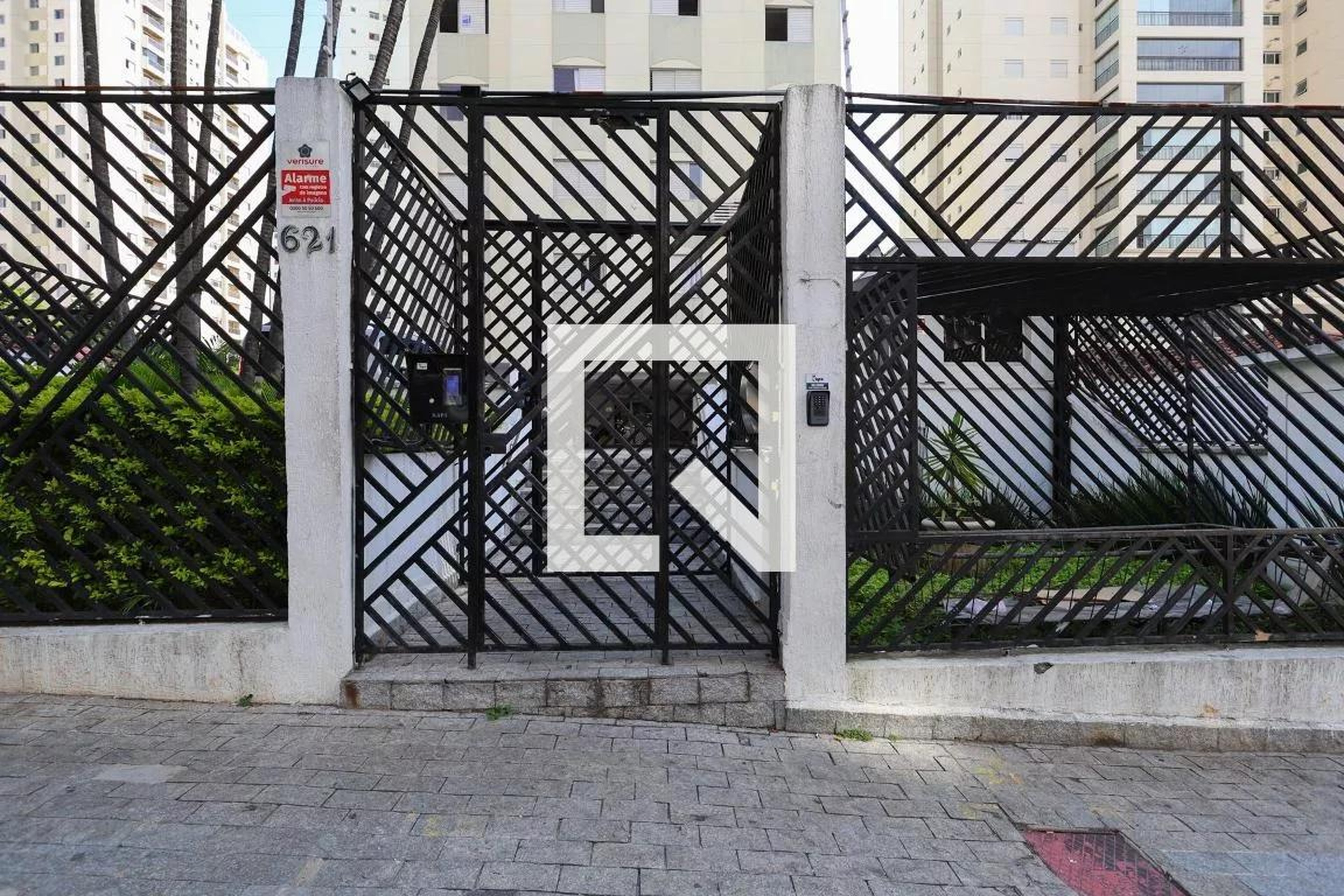 Fachada Condomínio em Rua Santo Egídio, 623