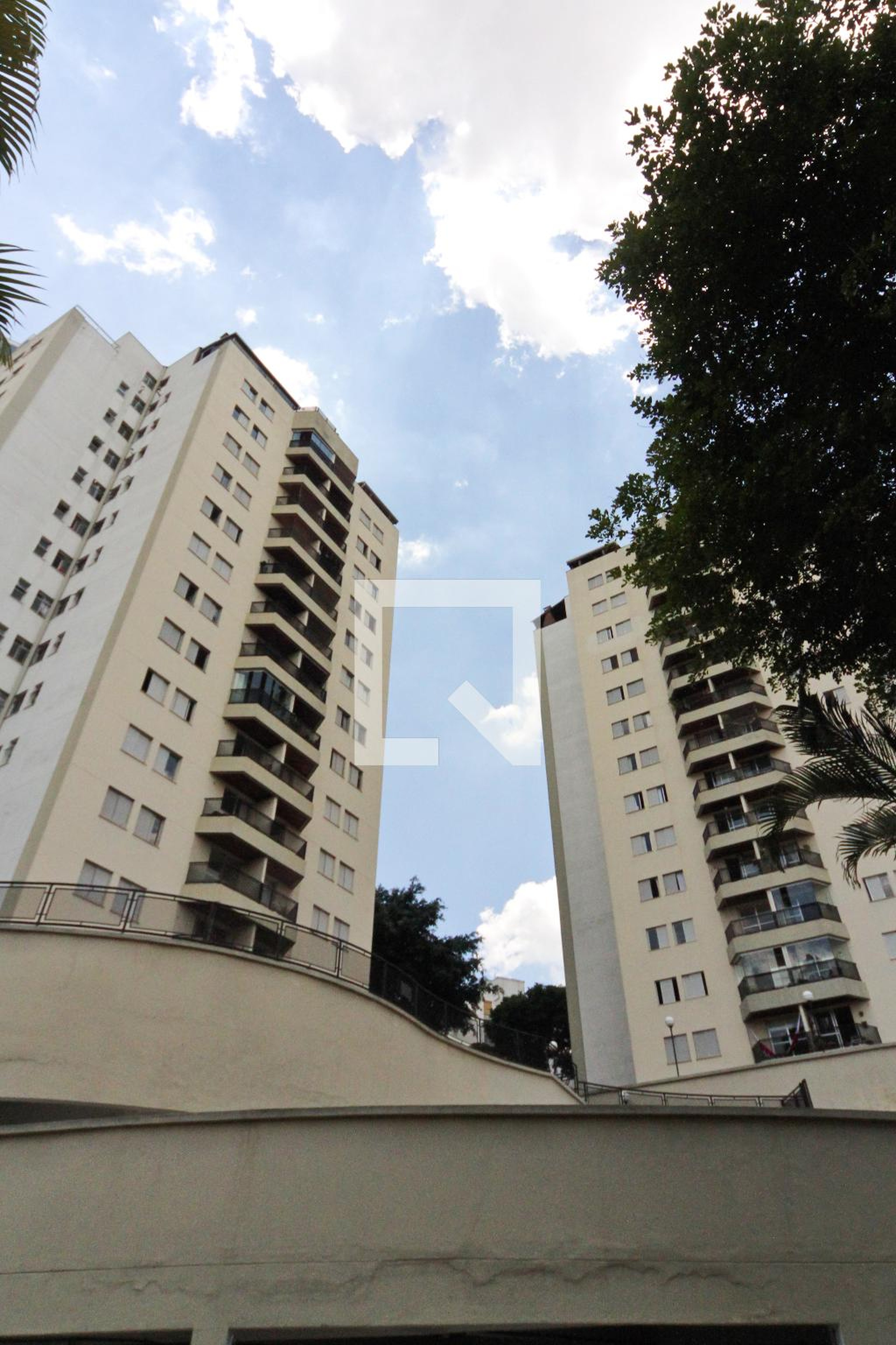 Fachada Condomínio Piazza Santana