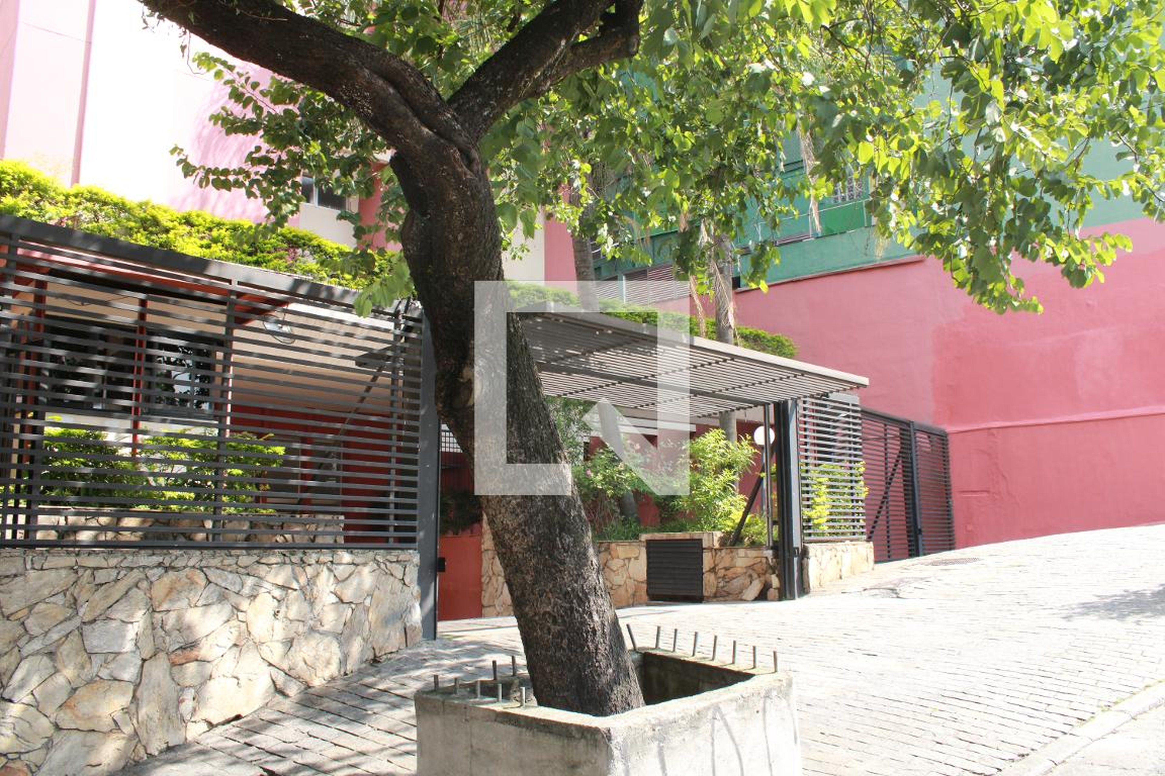 Fachada Condomínio Liberty Tower building