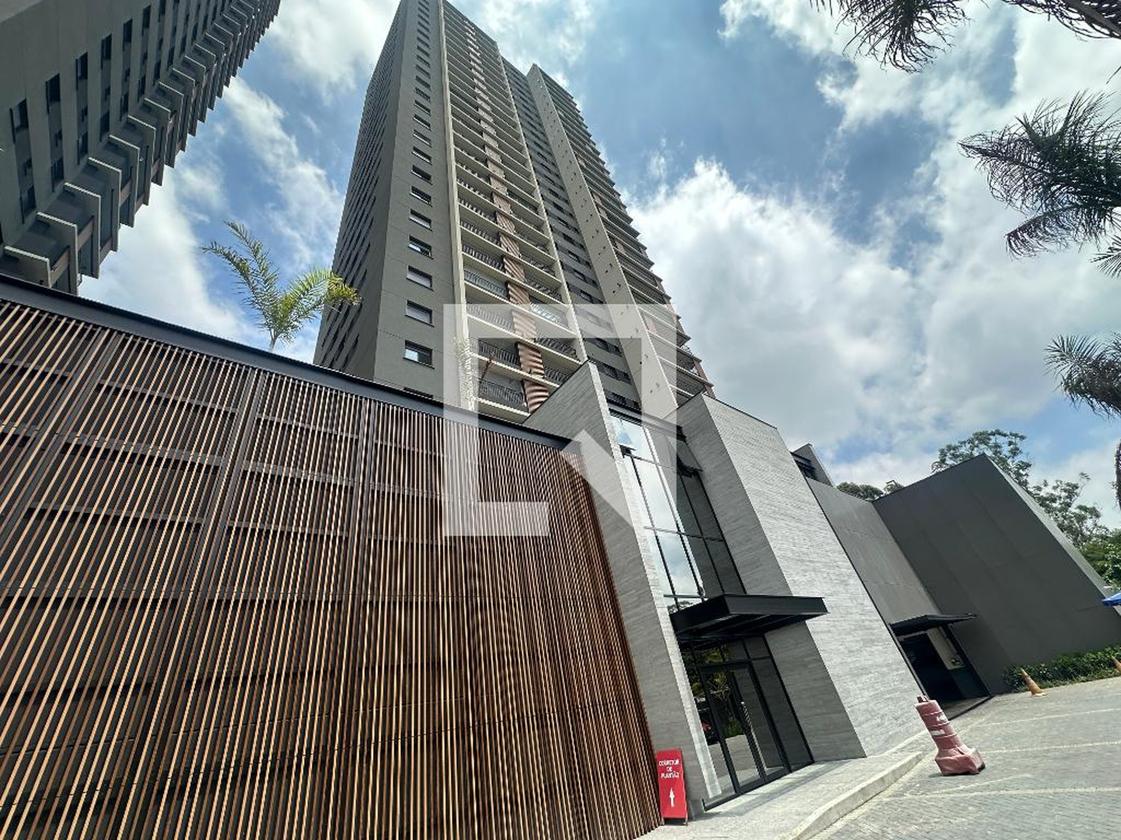 Fachada Condomínio On The Park - CNL Empreendimentos