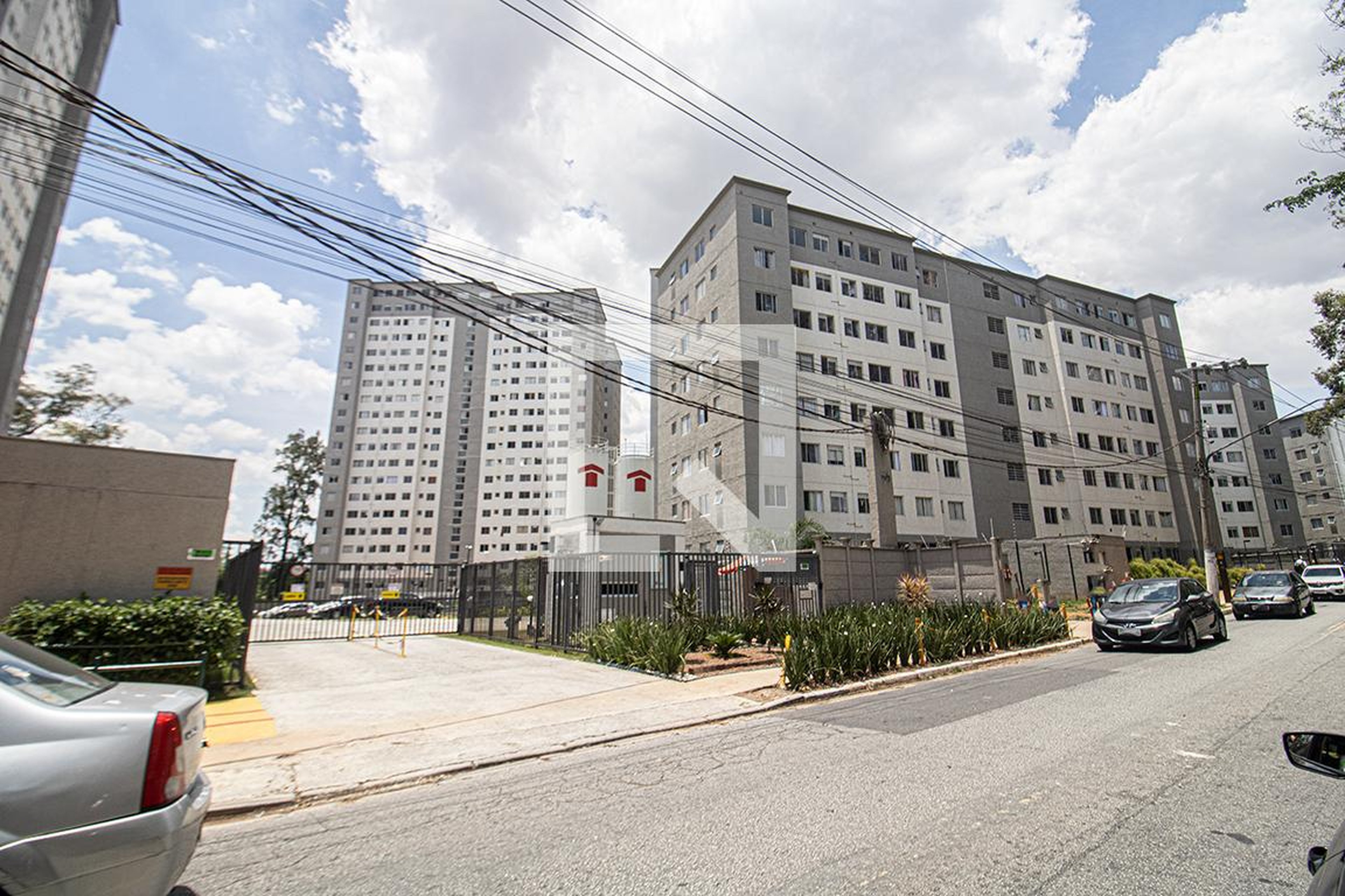 Fachada Condomínio Jasmin Parque botânico