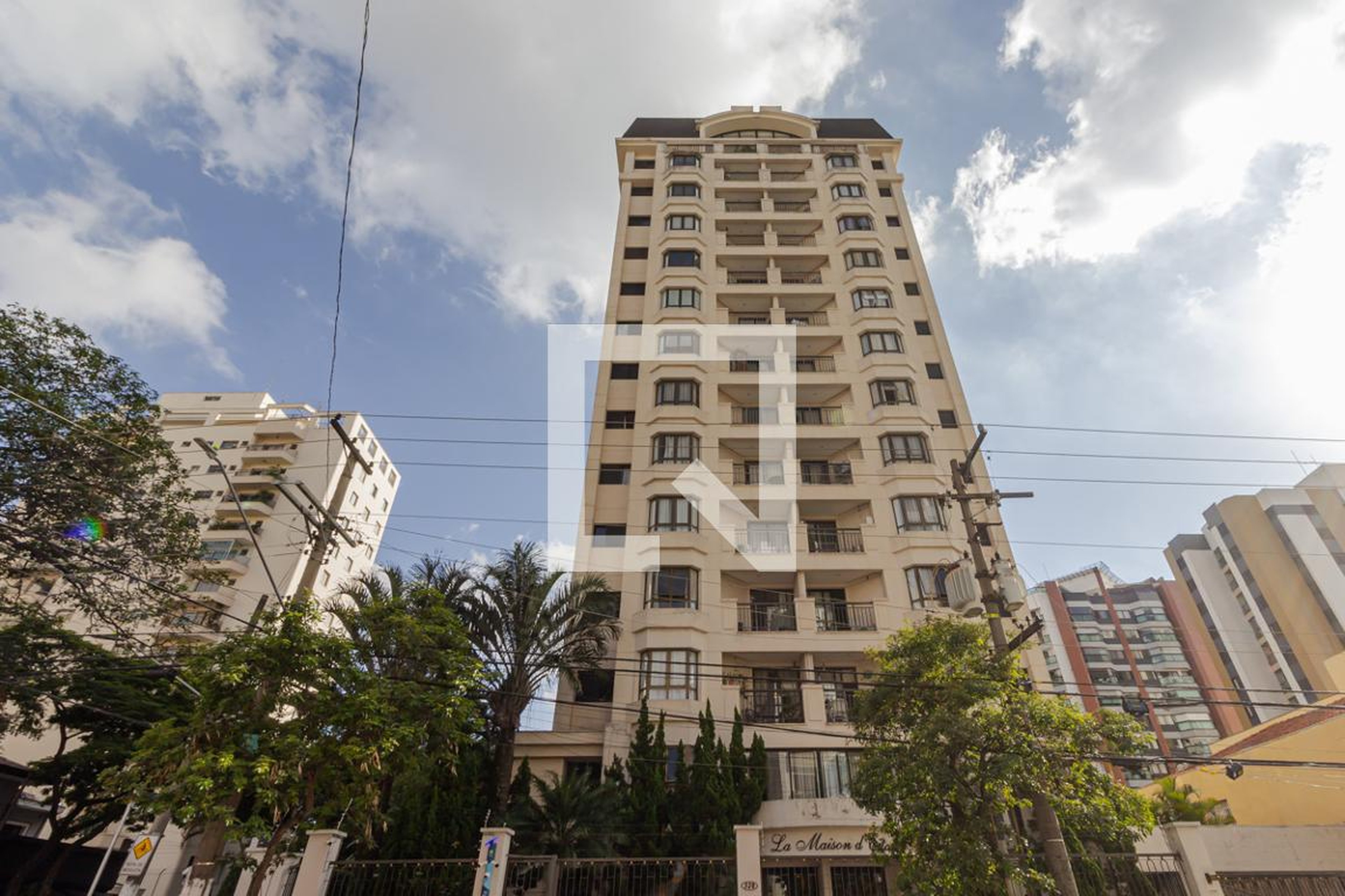 Fachada Condomínio Ed La Maison D Estan