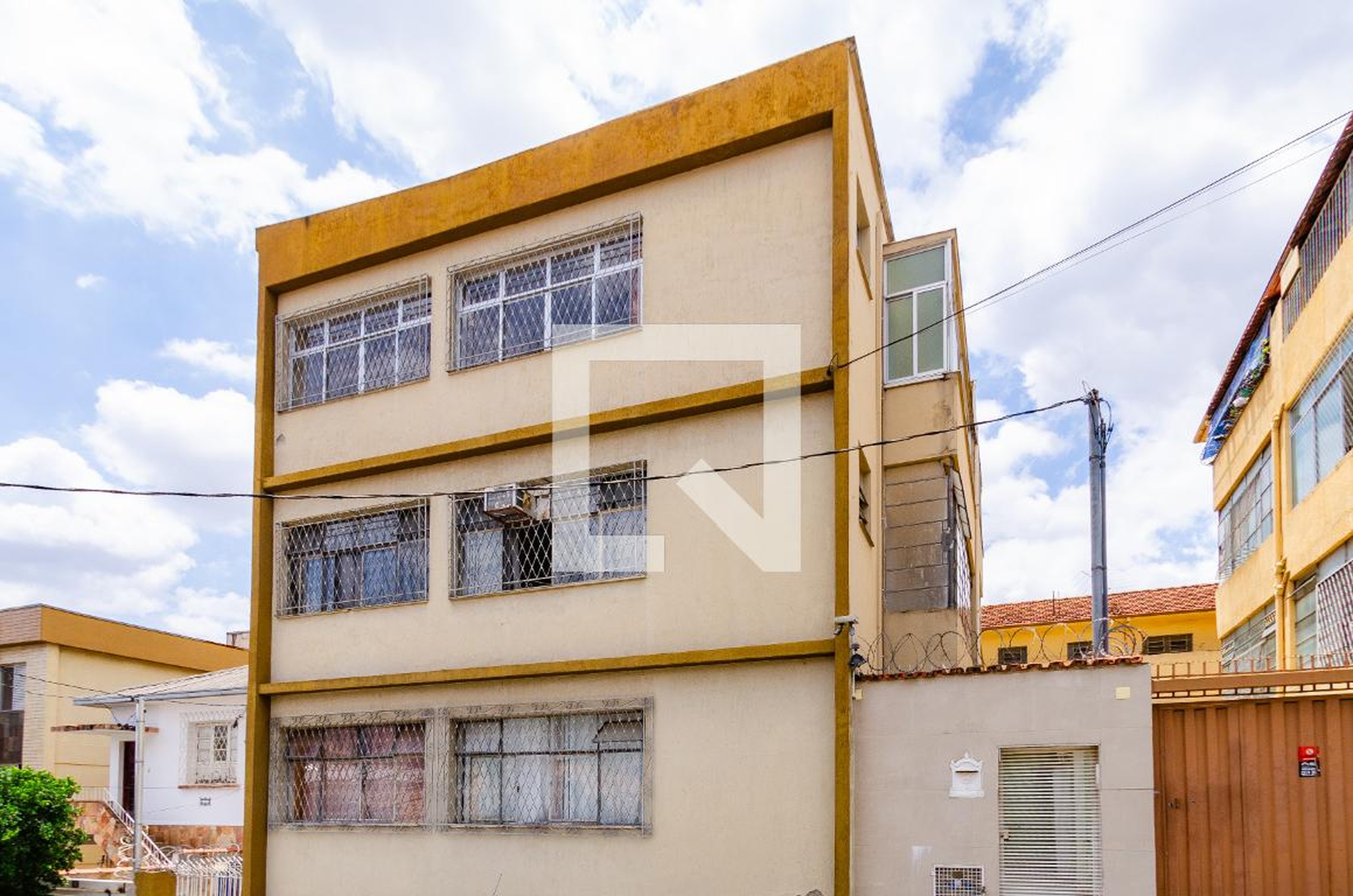 Fachada Condomínio em Rua Japão, 125