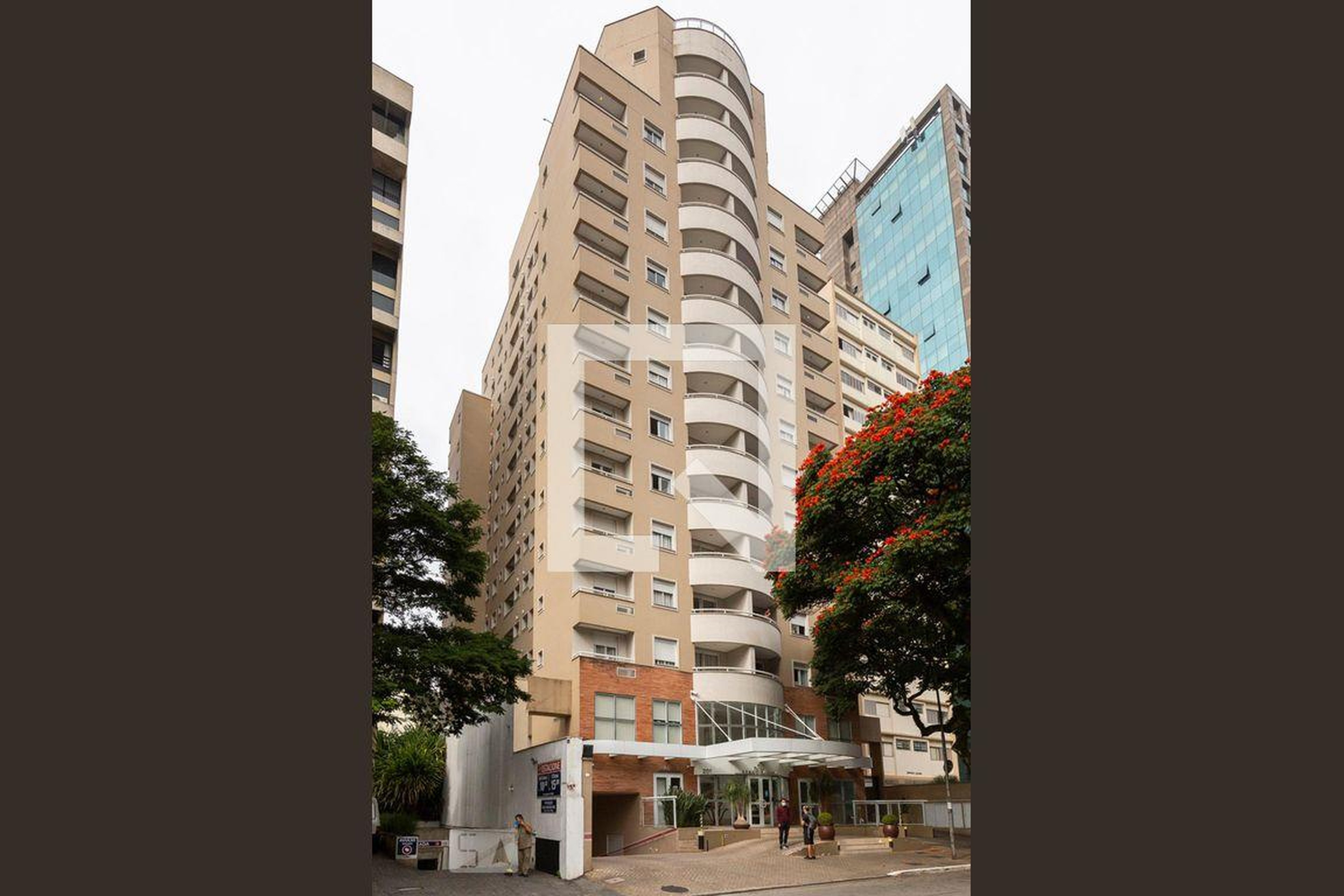 Fachada Condomínio Home Paulista