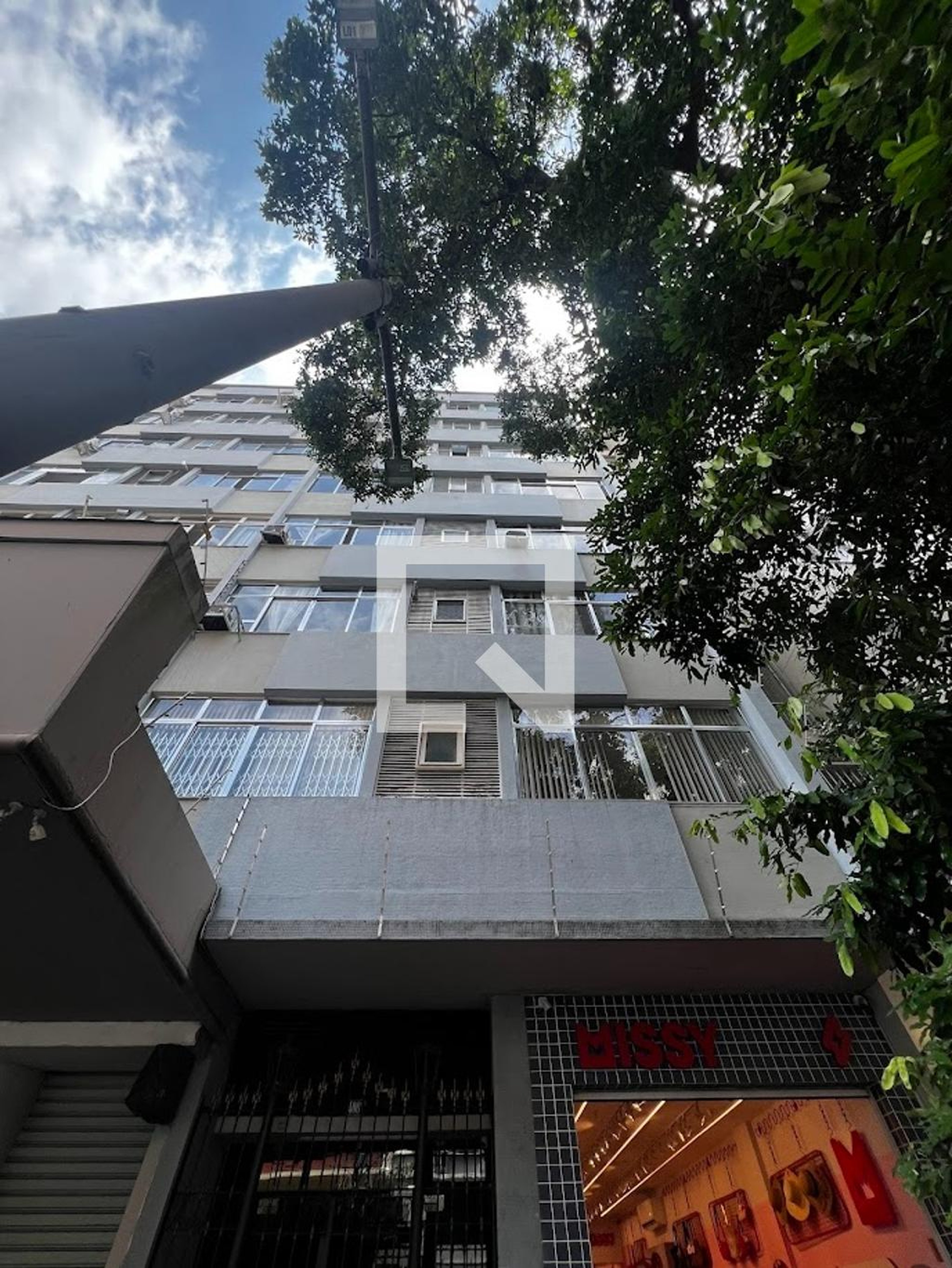 Fachada Condomínio Cinart e Artis