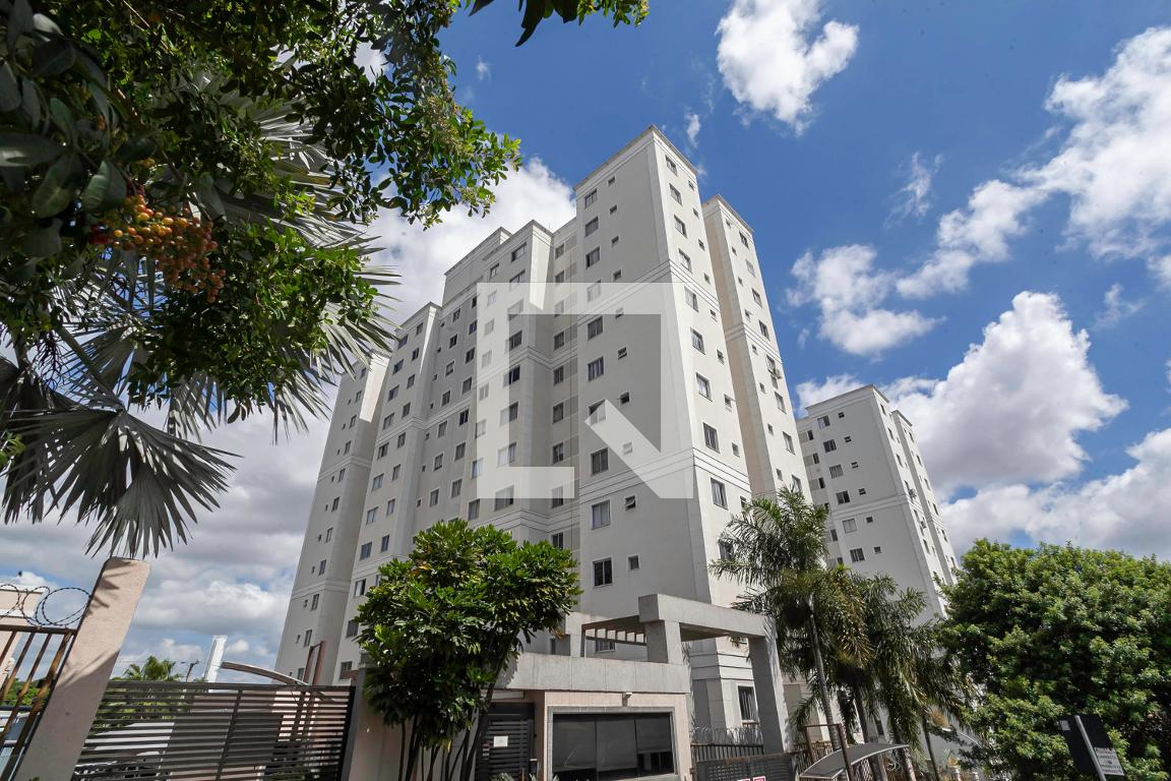 Fachada do condomínio Condomínio Parque Dubai