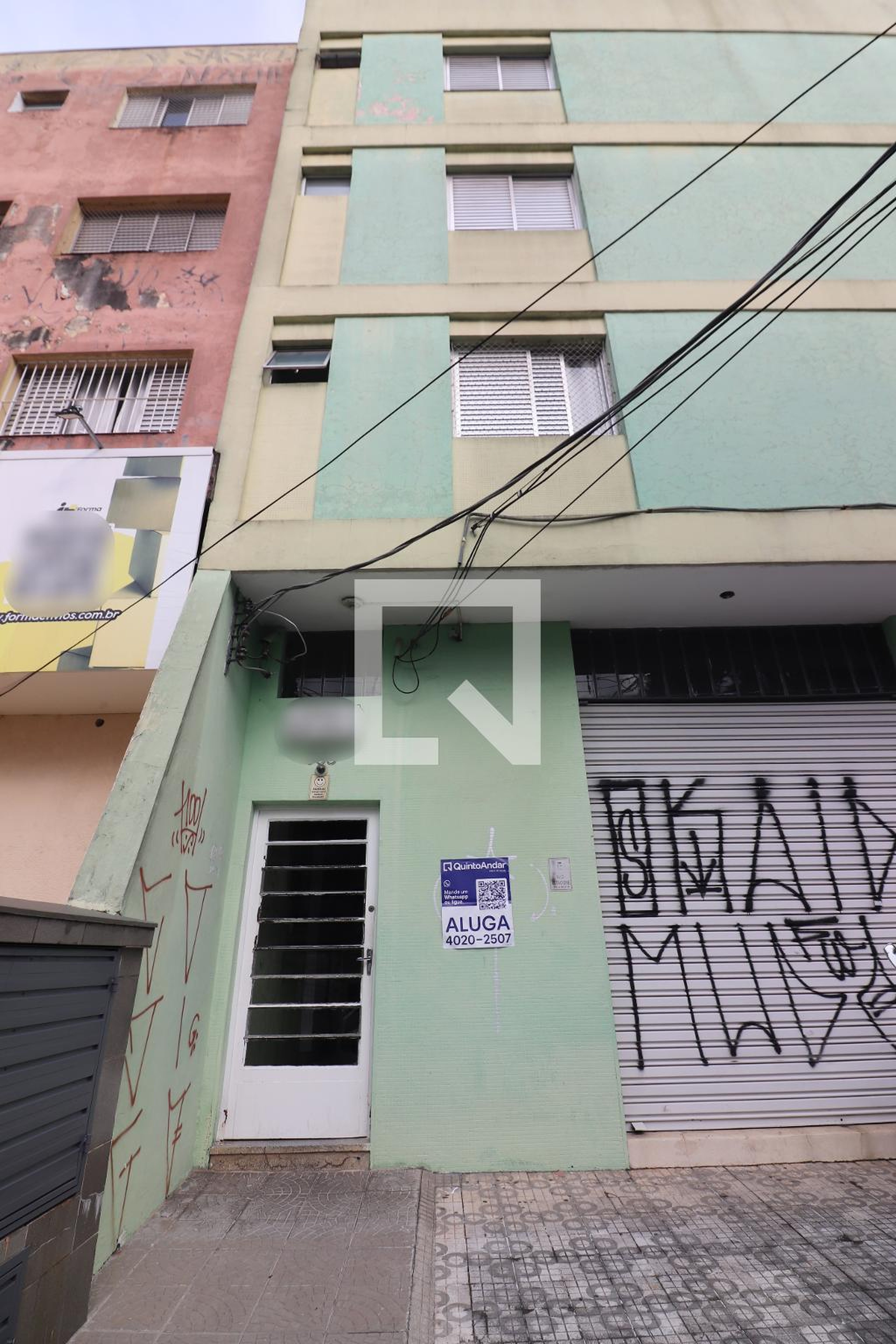 Fachada Condomínio em Rua M.m.d.c., 938