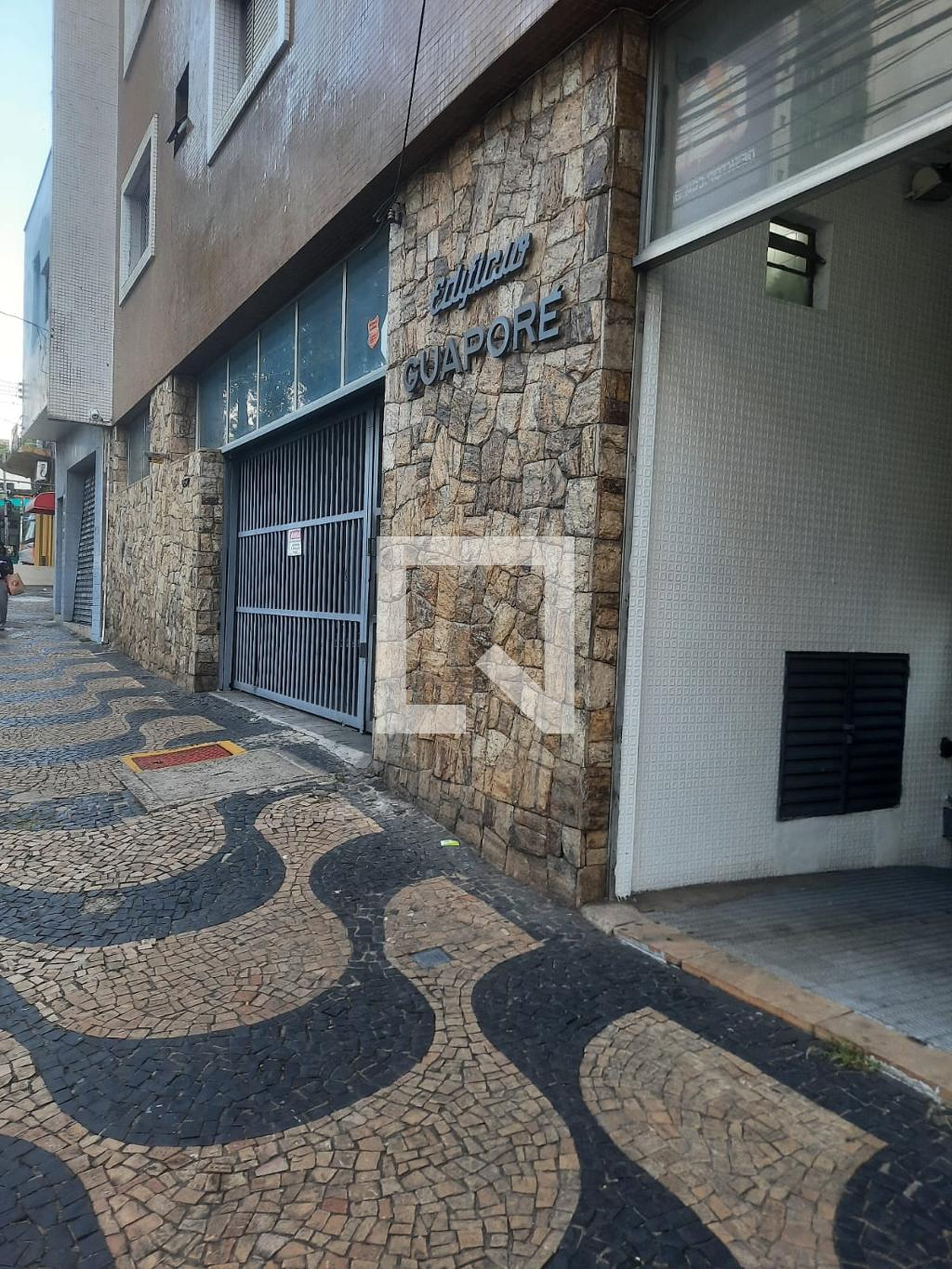 Fachada Condomínio em Rua Irmã Serafina, 657