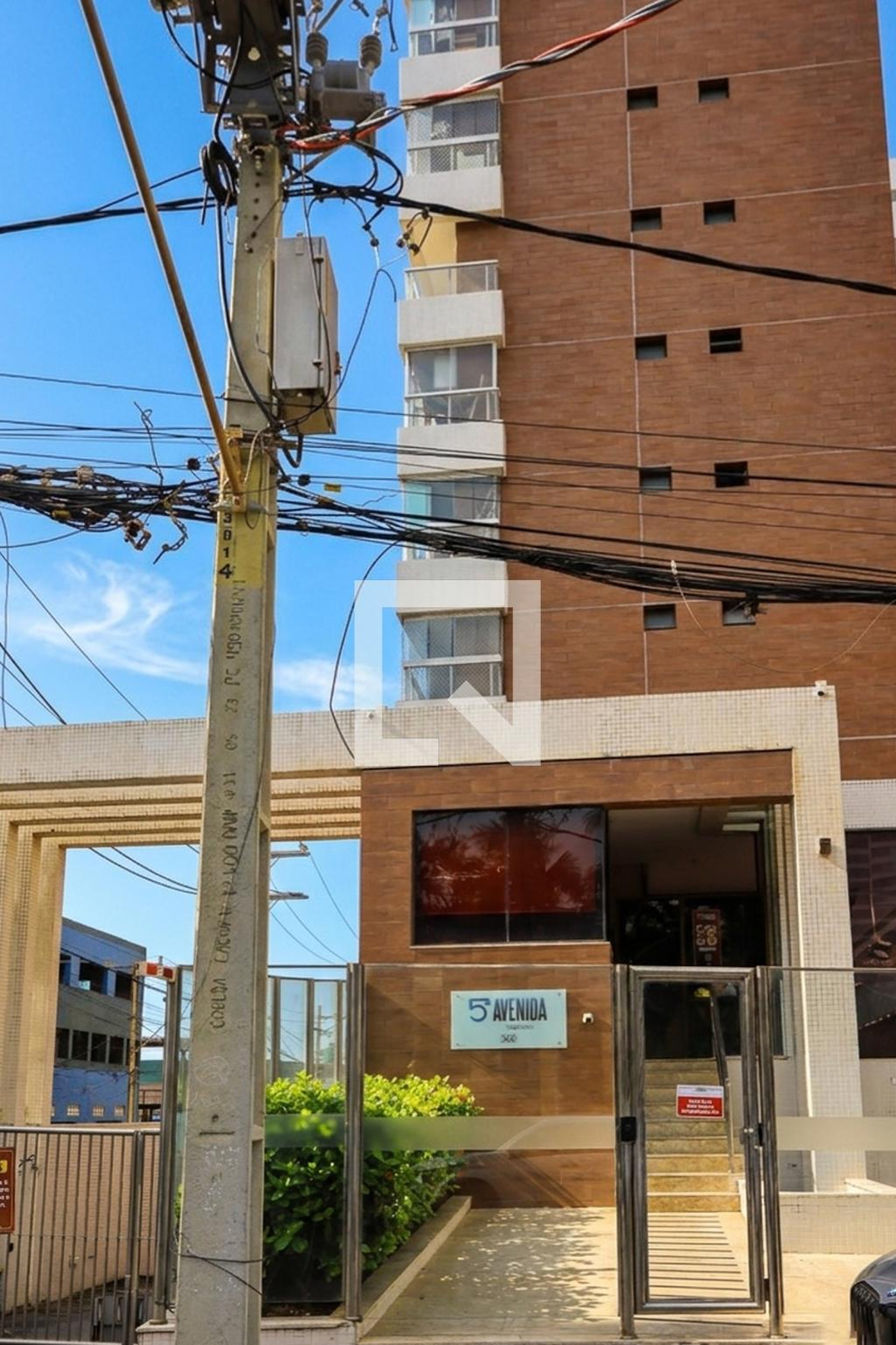 Fachada Condomínio 5° Avenida Residencial