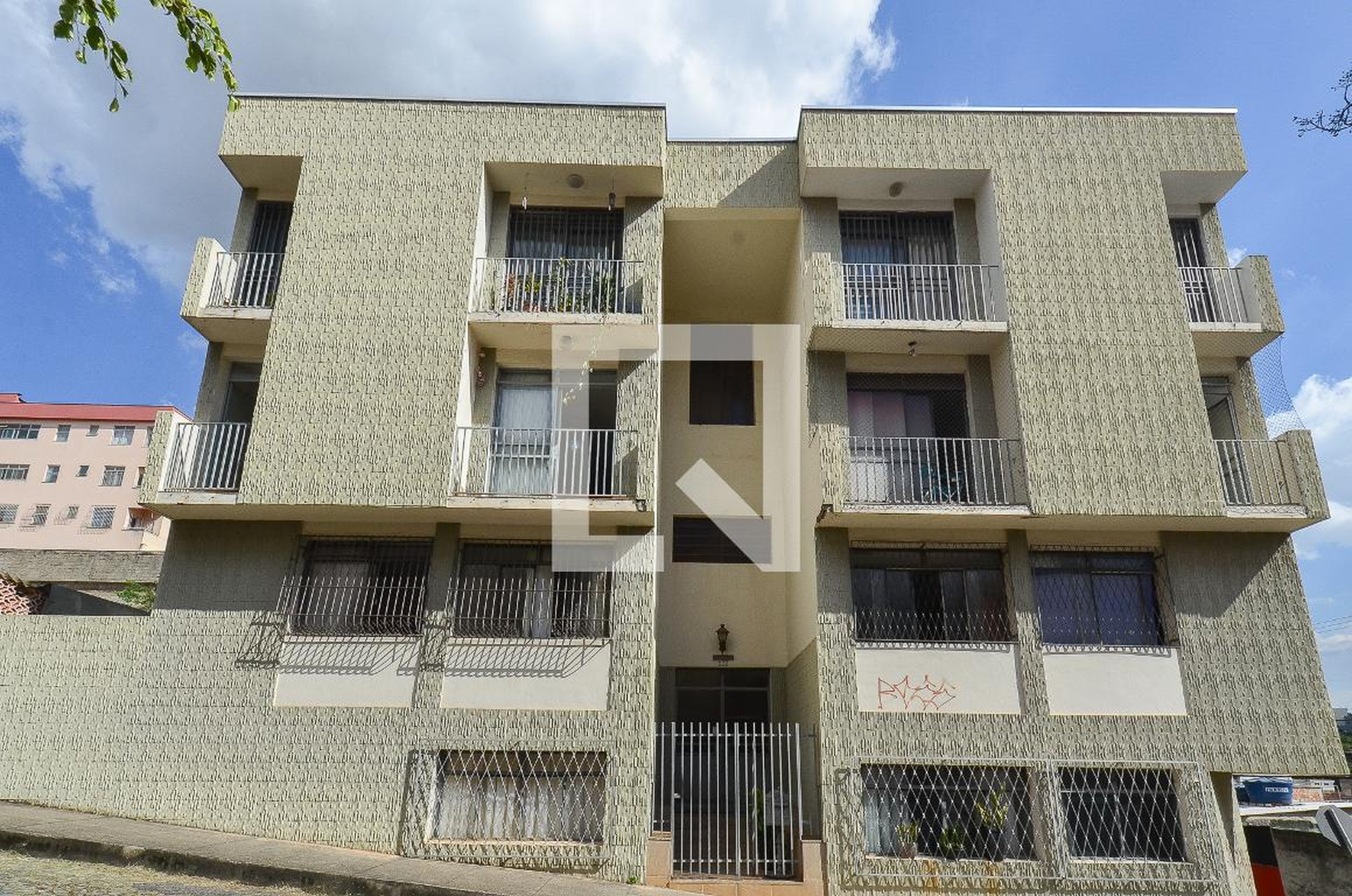 Fachada Edifício Aureola