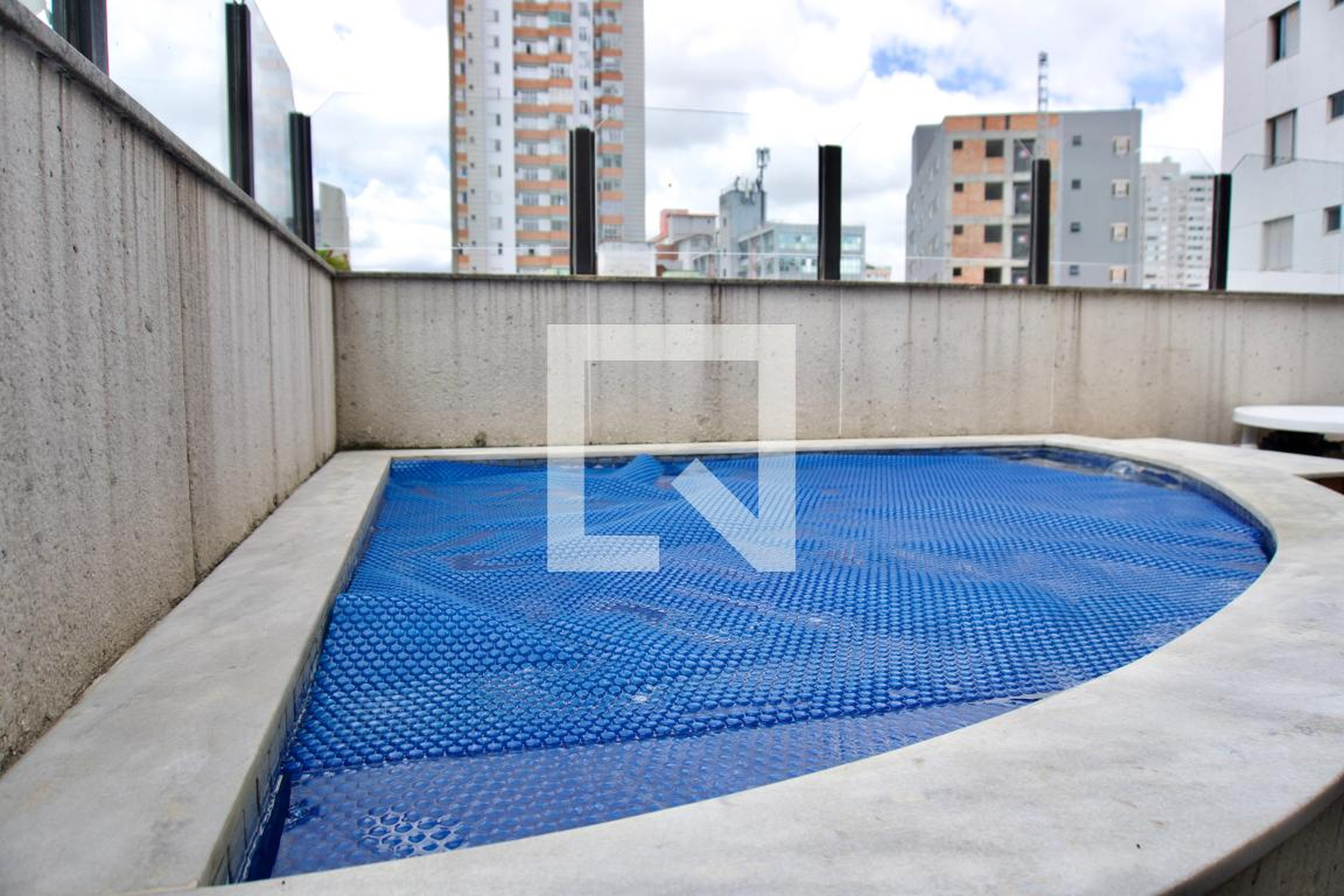 Piscina - Edifício Luzia Pereira