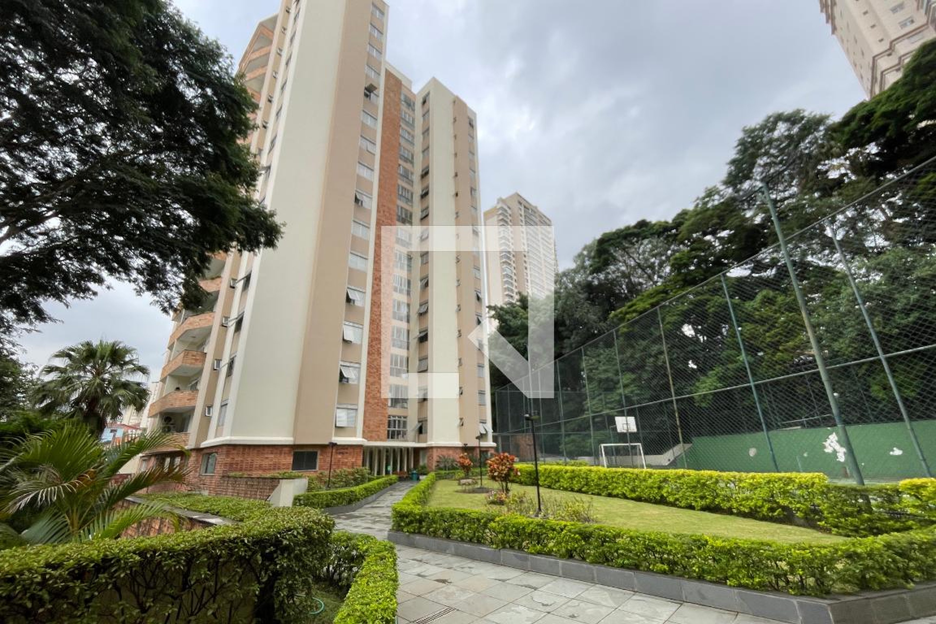 Fachada Condomínio Edifícios Marília Mayra