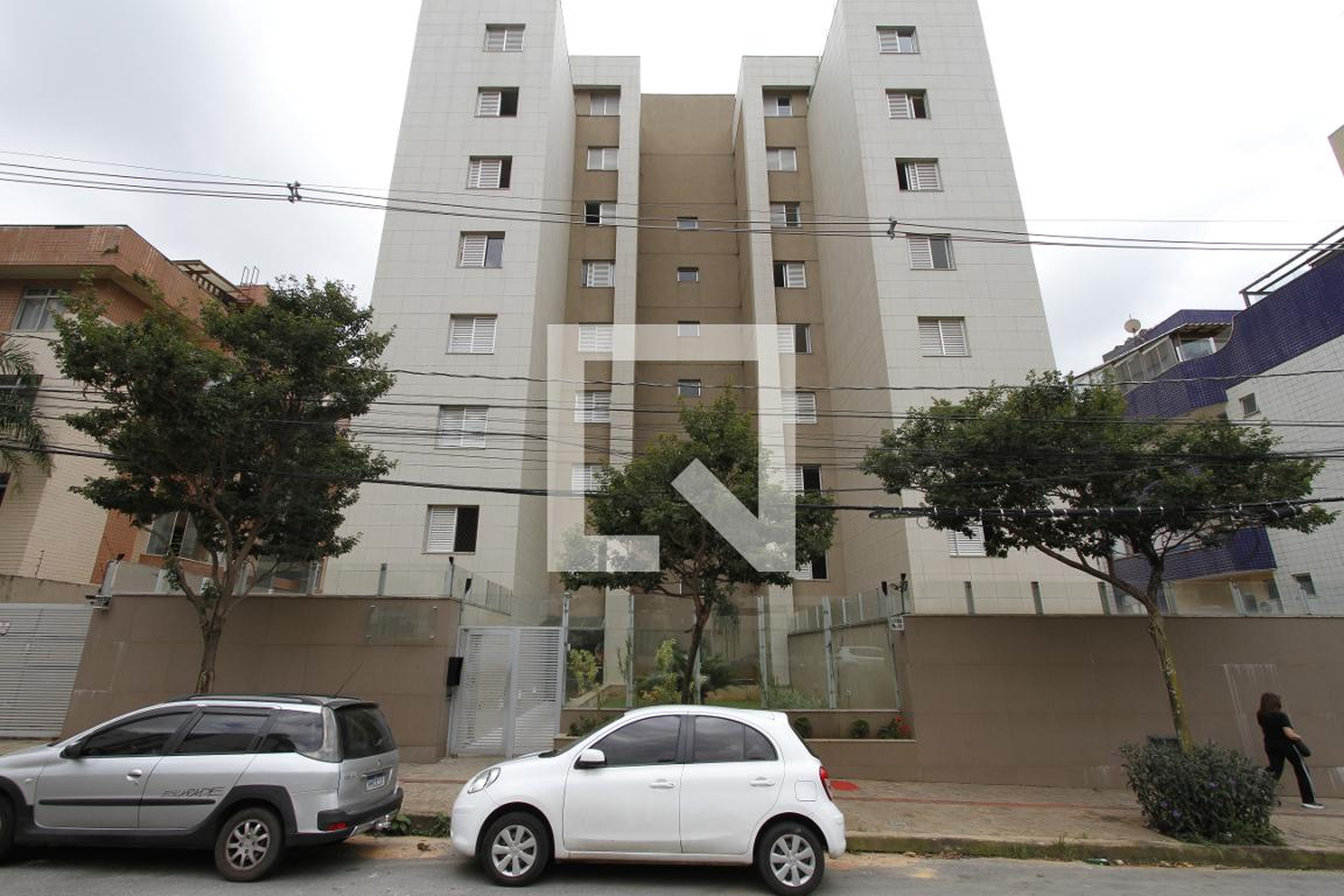 Fachada do Prédio Condomínio em Avenida Protásio de Oliveira Penna, 160