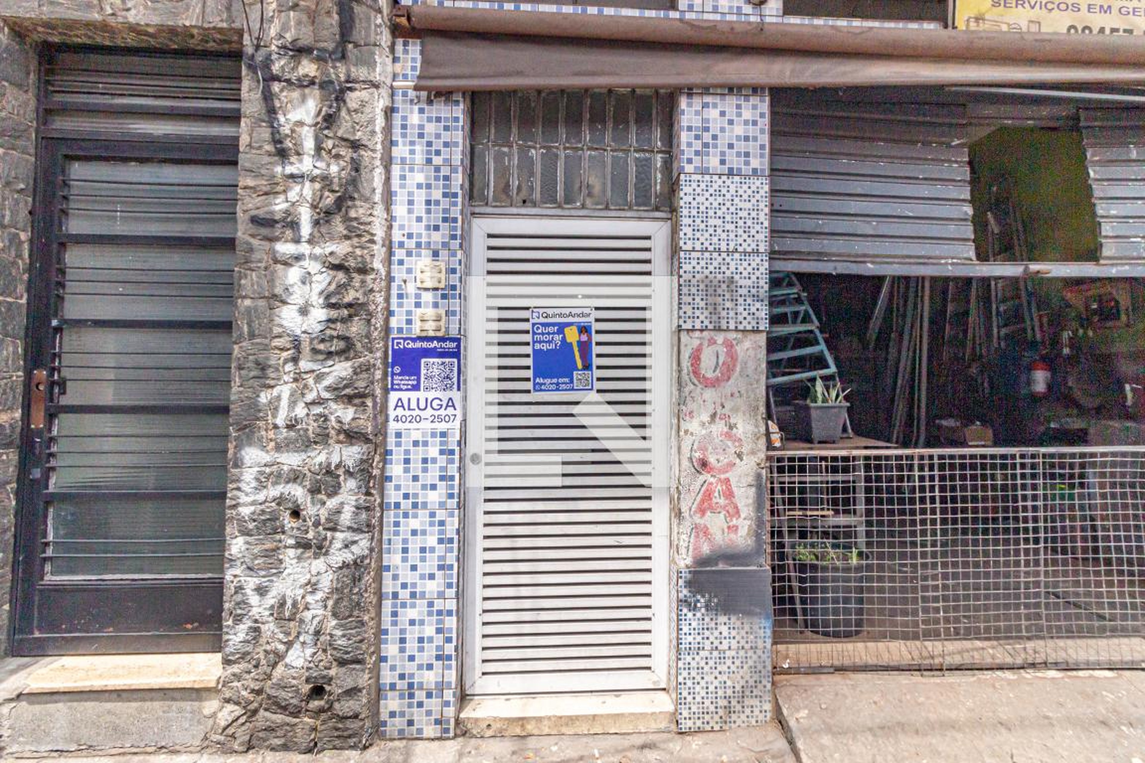 Fachada Condomínio em Rua Sampaio Moreira, 114