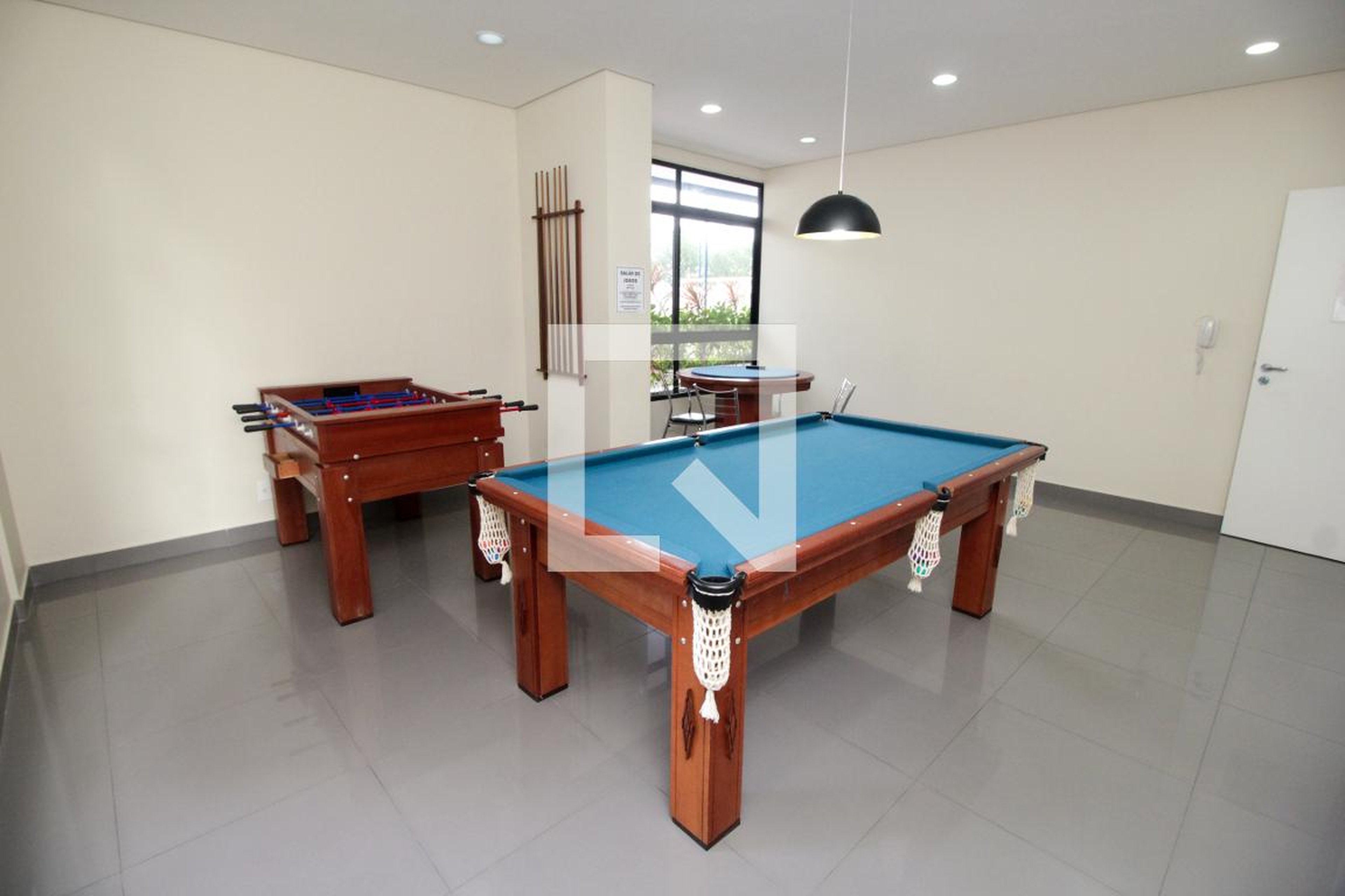 Salão de jogos - Corte Real