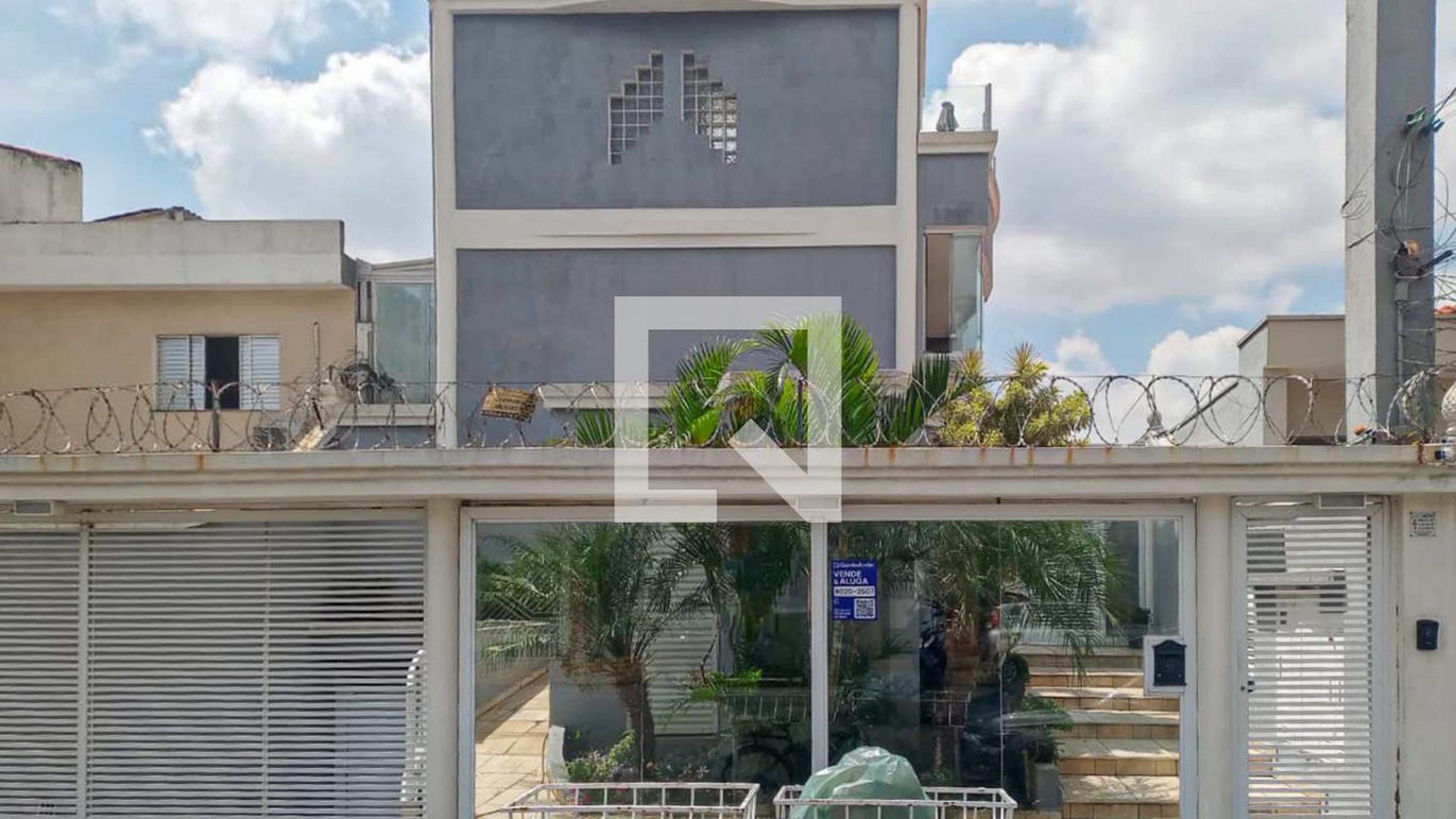 Fachada Condomínio em Rua Orindiúva, 194