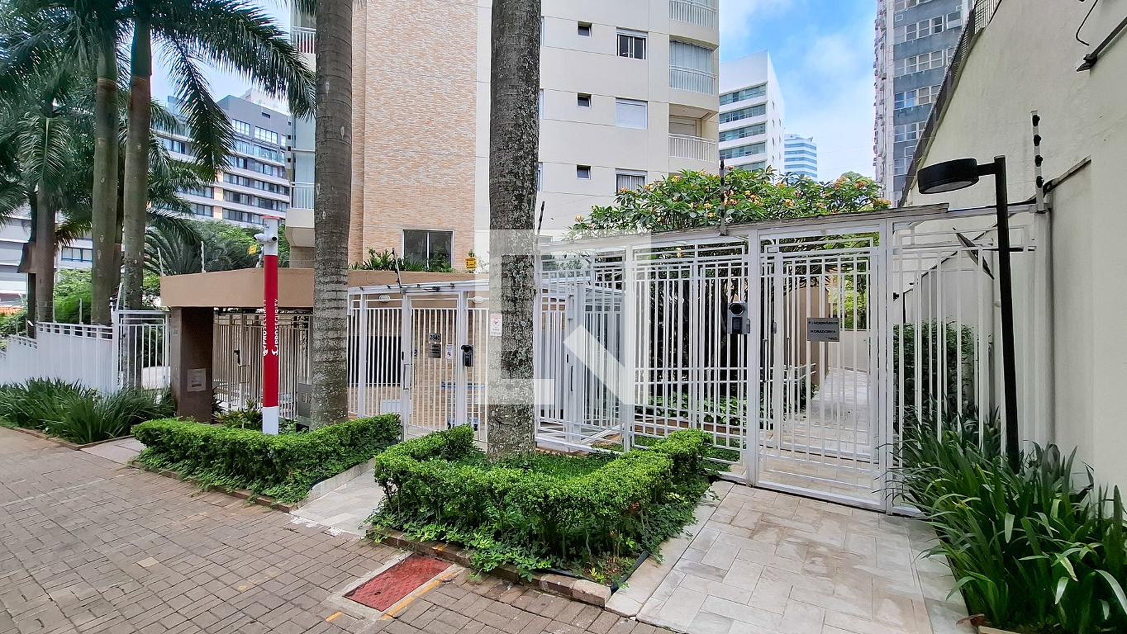 Fachada do Prédio Condomínio Ed. Elizabeth