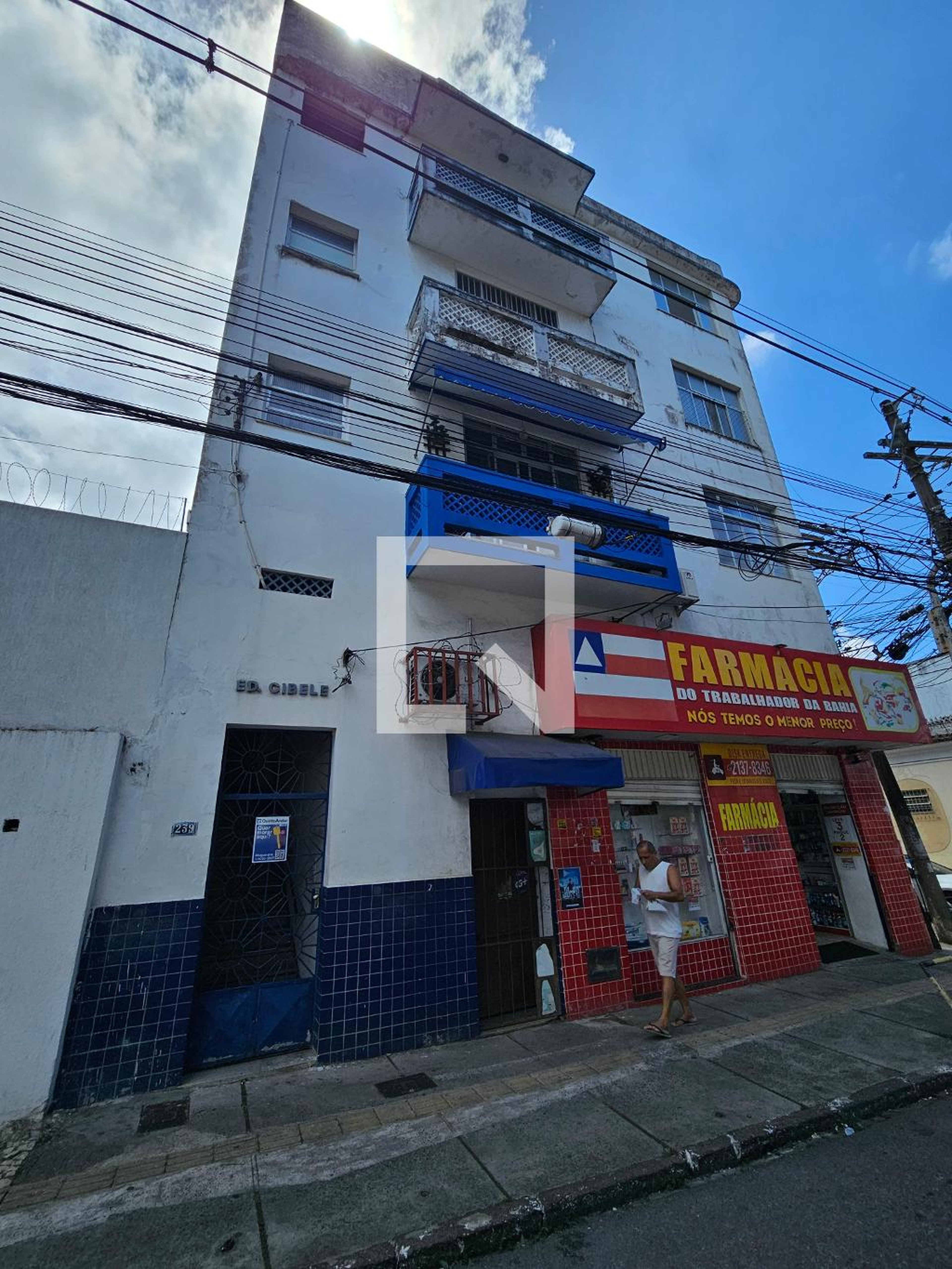 Fachada Condomínio em Avenida Leovigildo Filgueiras, 239