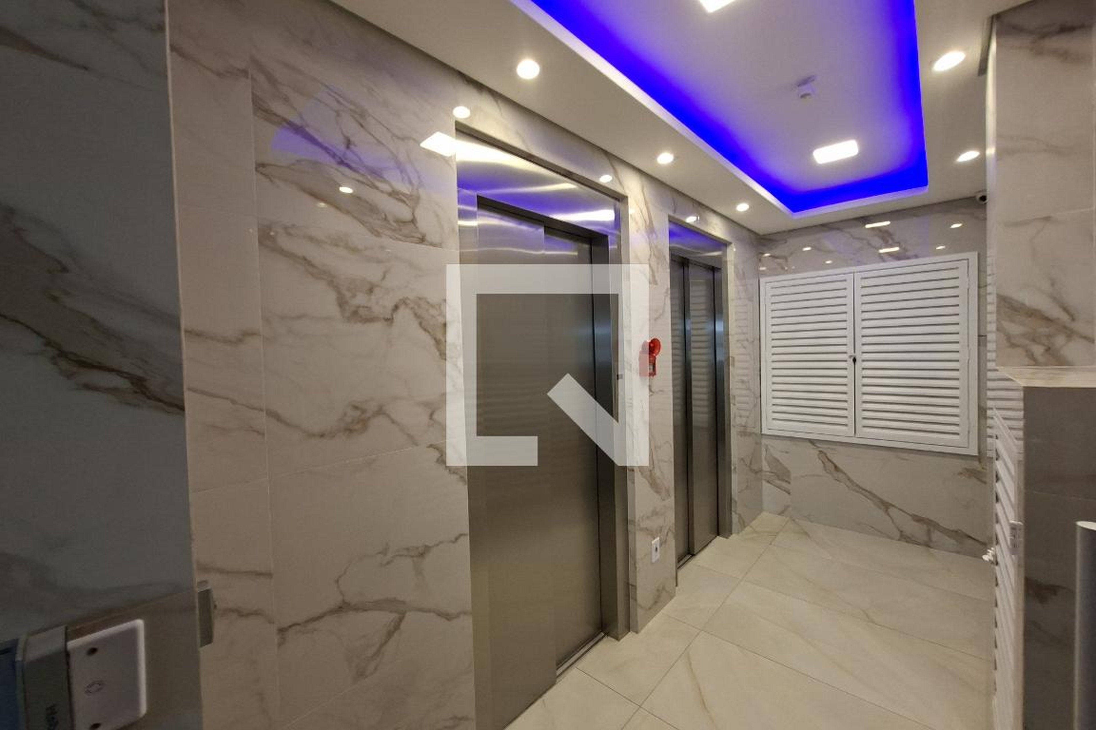 Hall de entrada - REI Davi