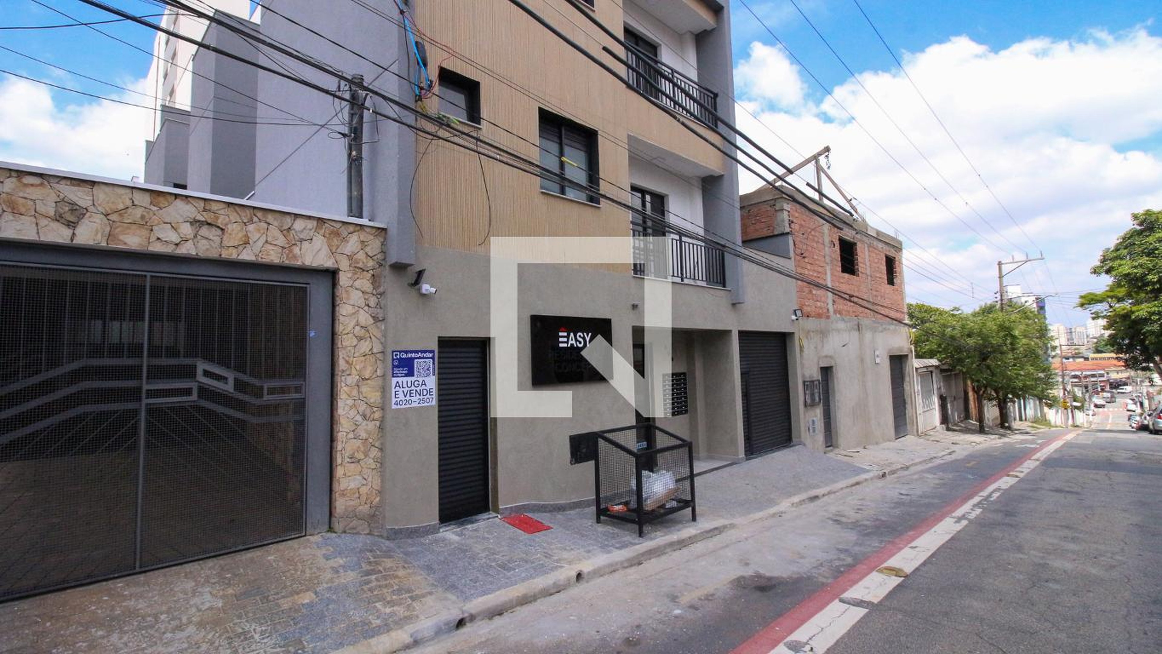 Fachada Condomínio em Rua Professor Gustavo Pires de Andrade, 206