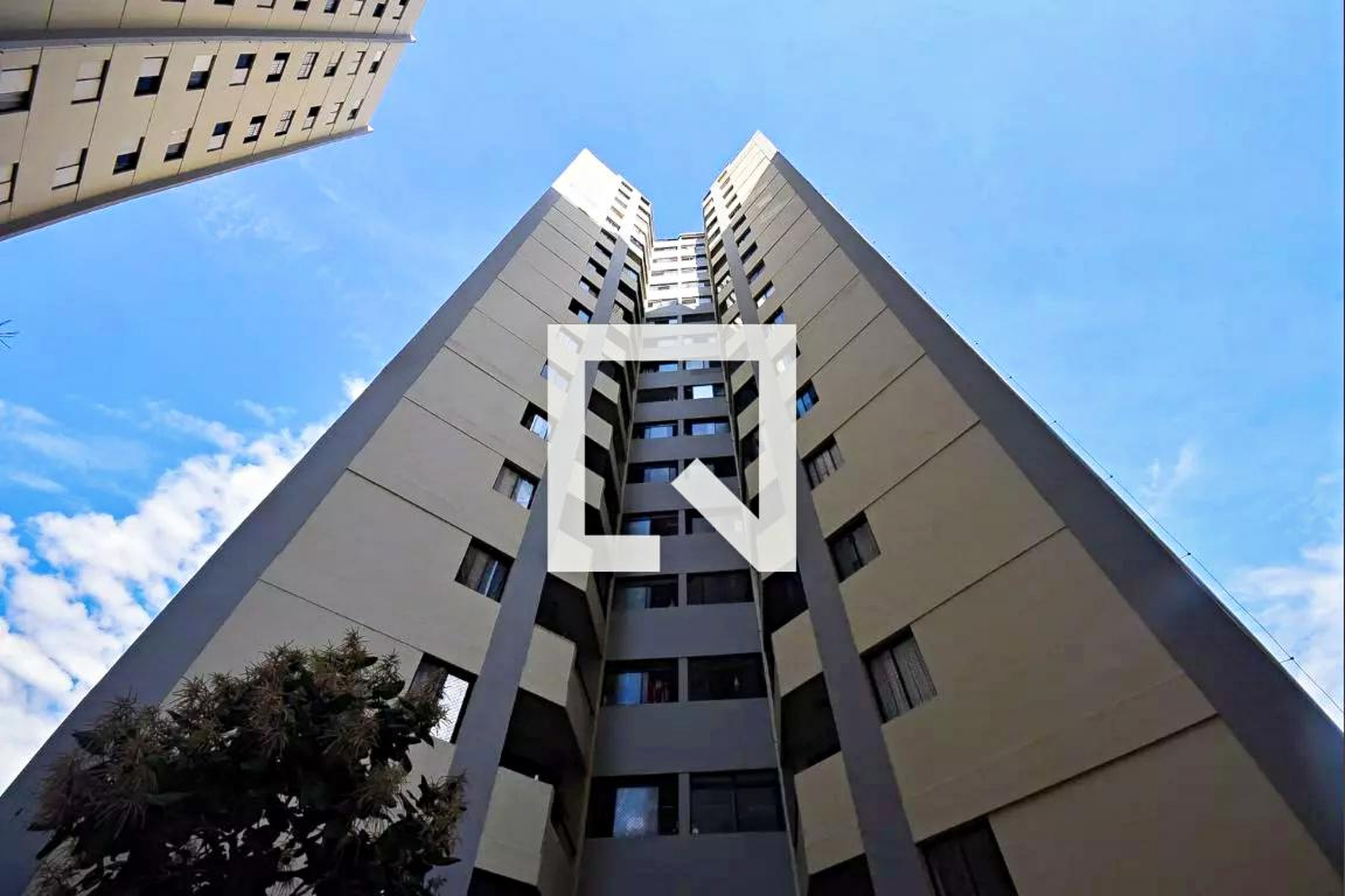 Fachada Residencial Pedras Raras