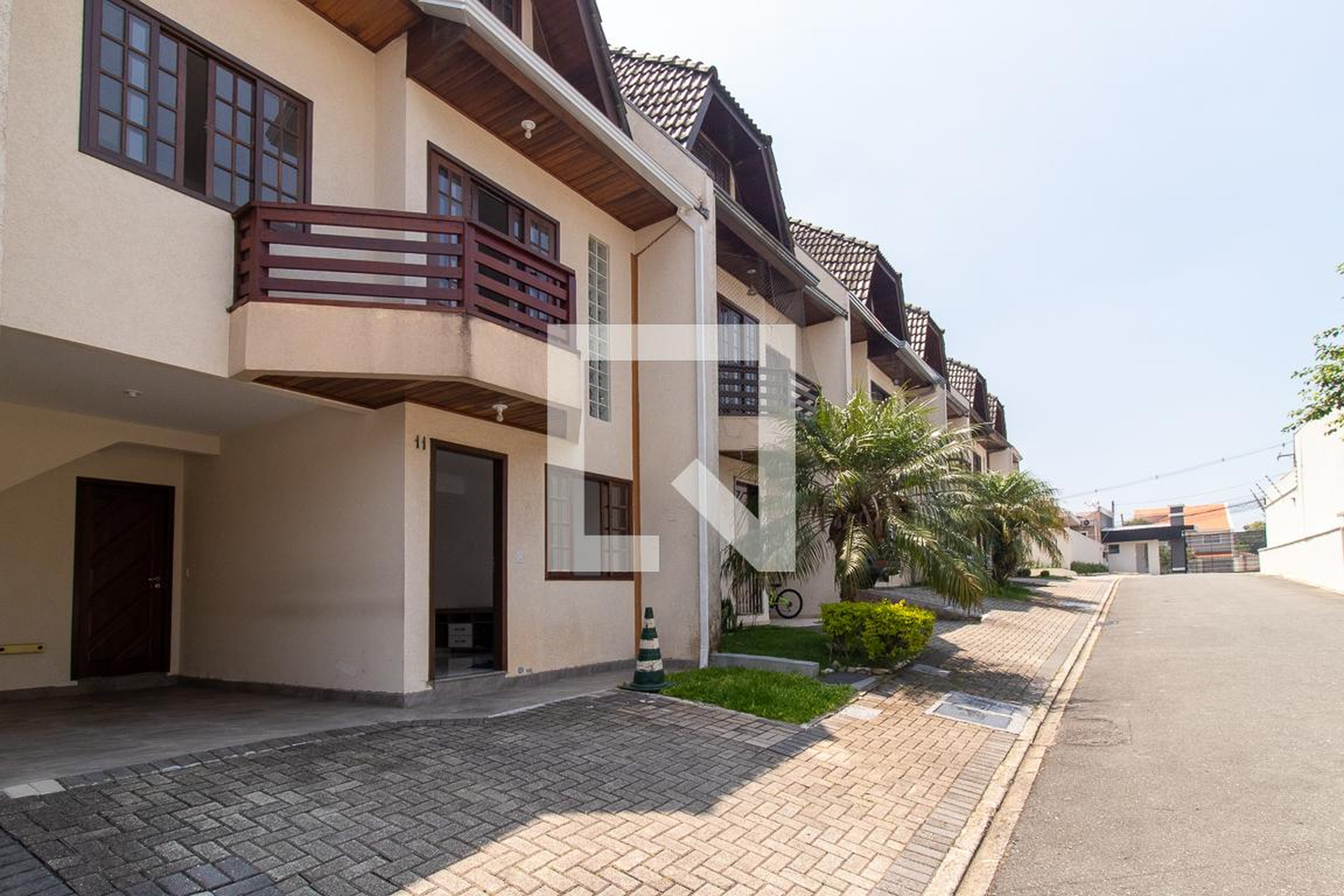 Fachada Condomínio em Rua David Tows, 80