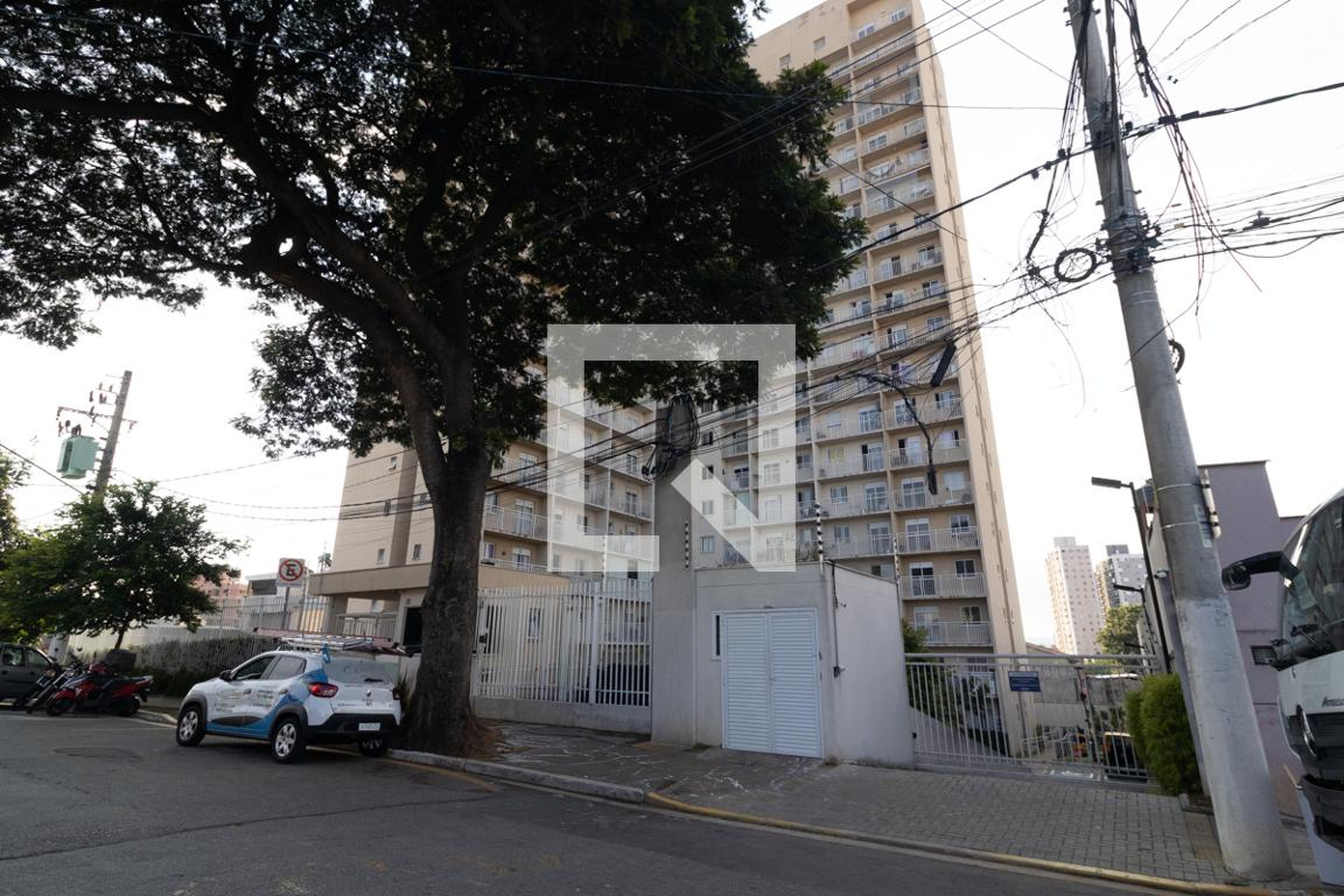 Fachada Condomínio Plano & Estação Patriarca