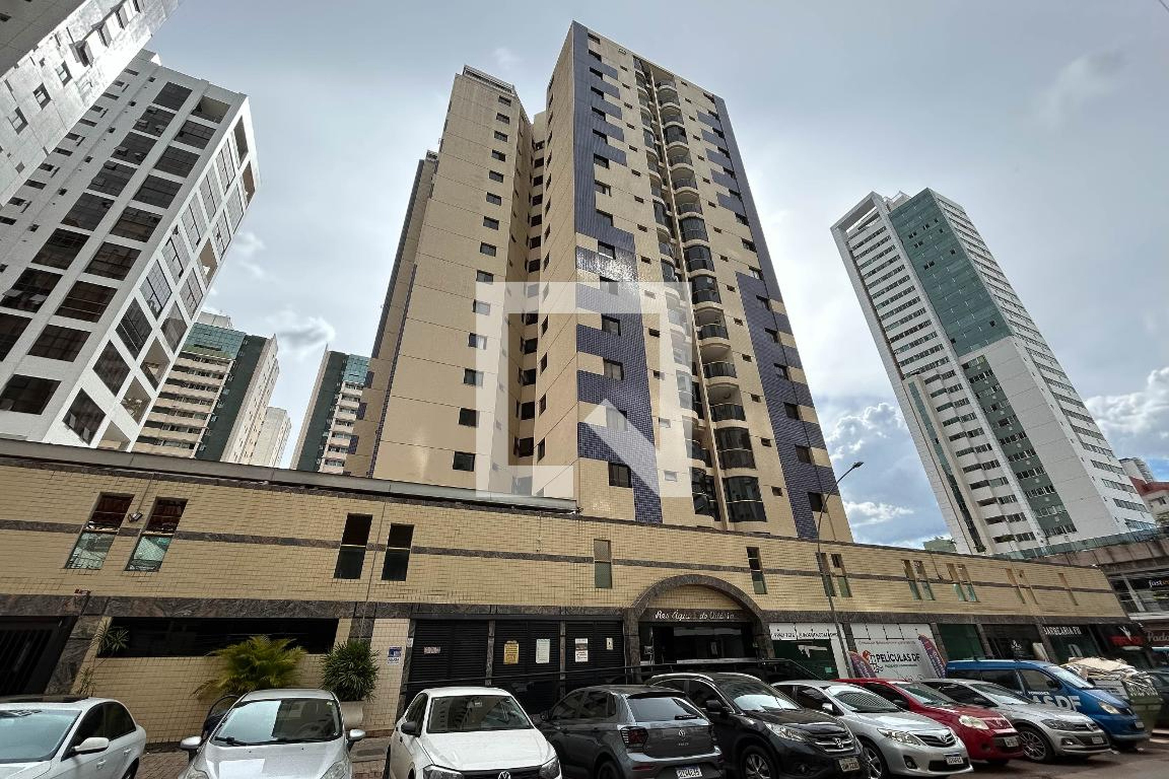 Fachada Condomínio em Rua 12 Norte, Lote 1