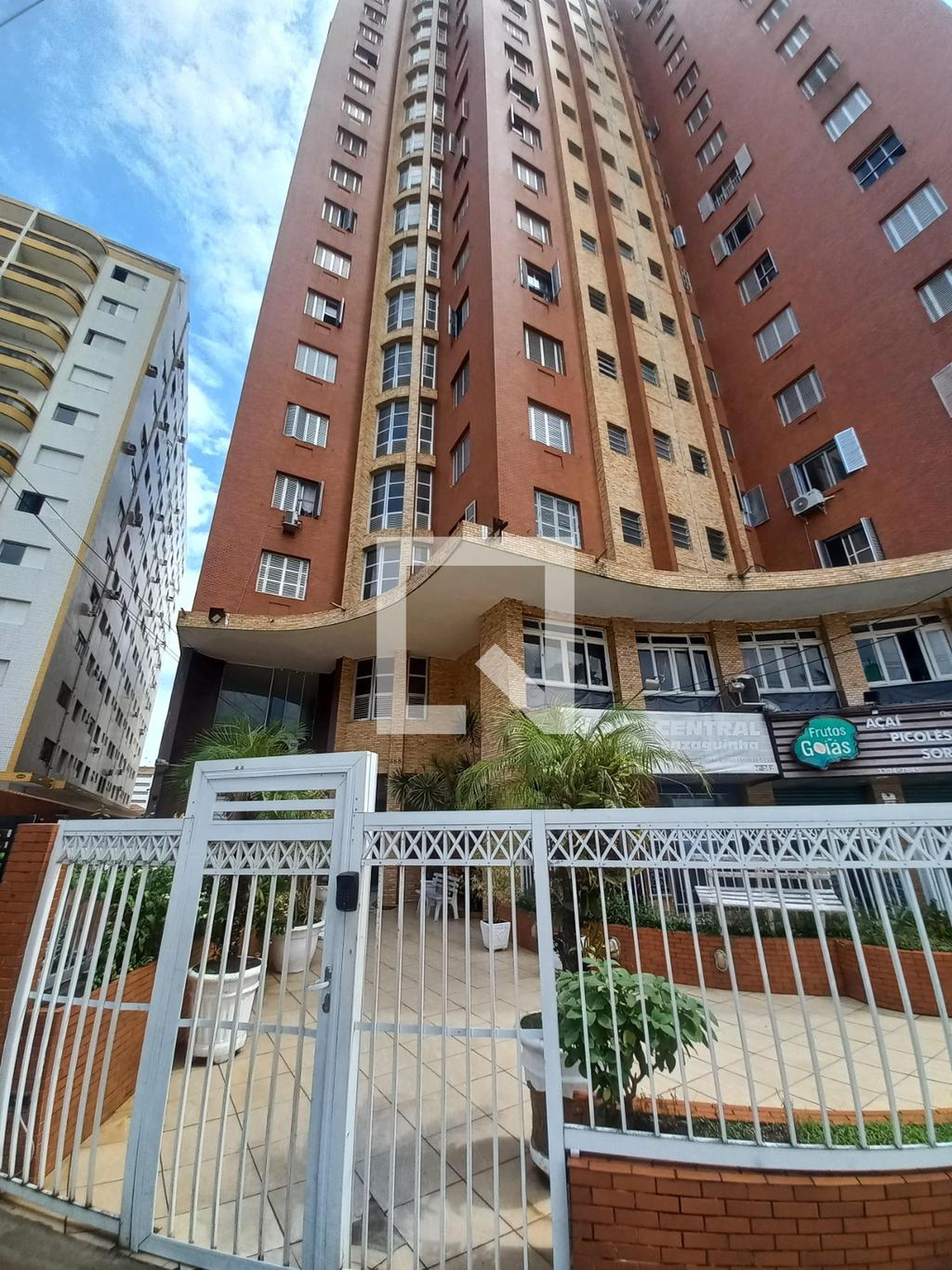 Fachada do Prédio Condomínio Cruzeiro do Sul