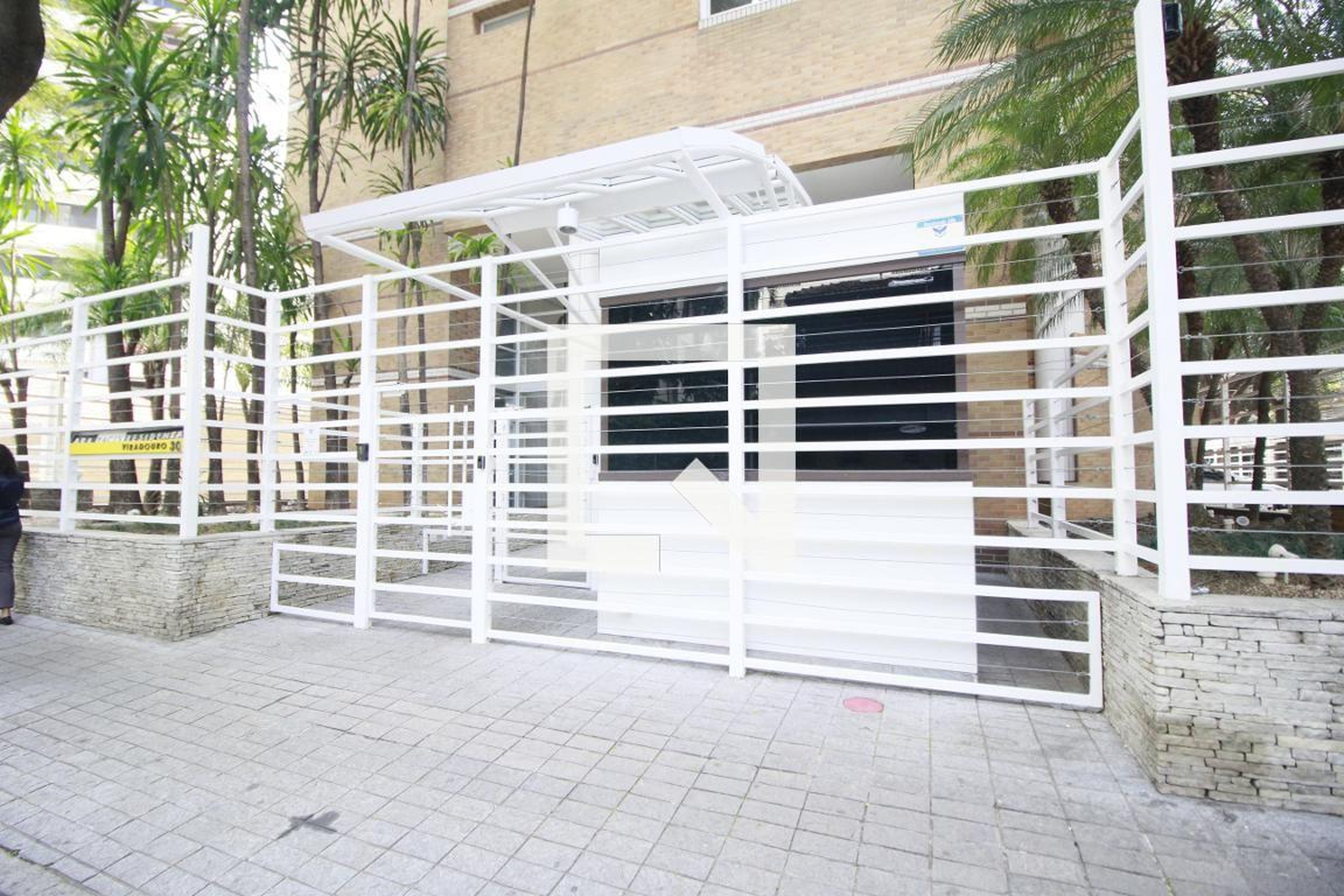 Fachada Condomínio Arapacis Residenza