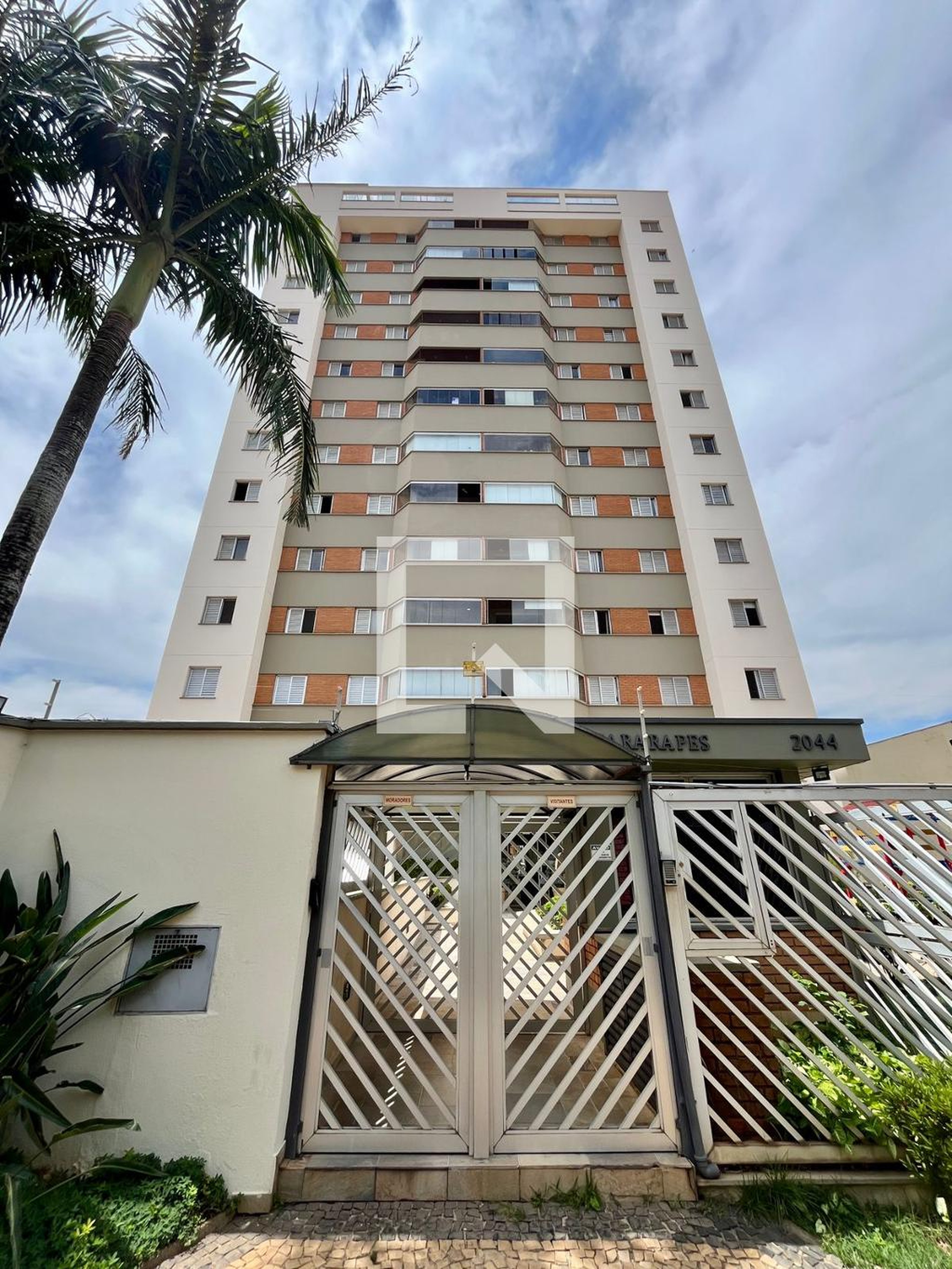 Fachada do Prédio Condomínio Guararapes