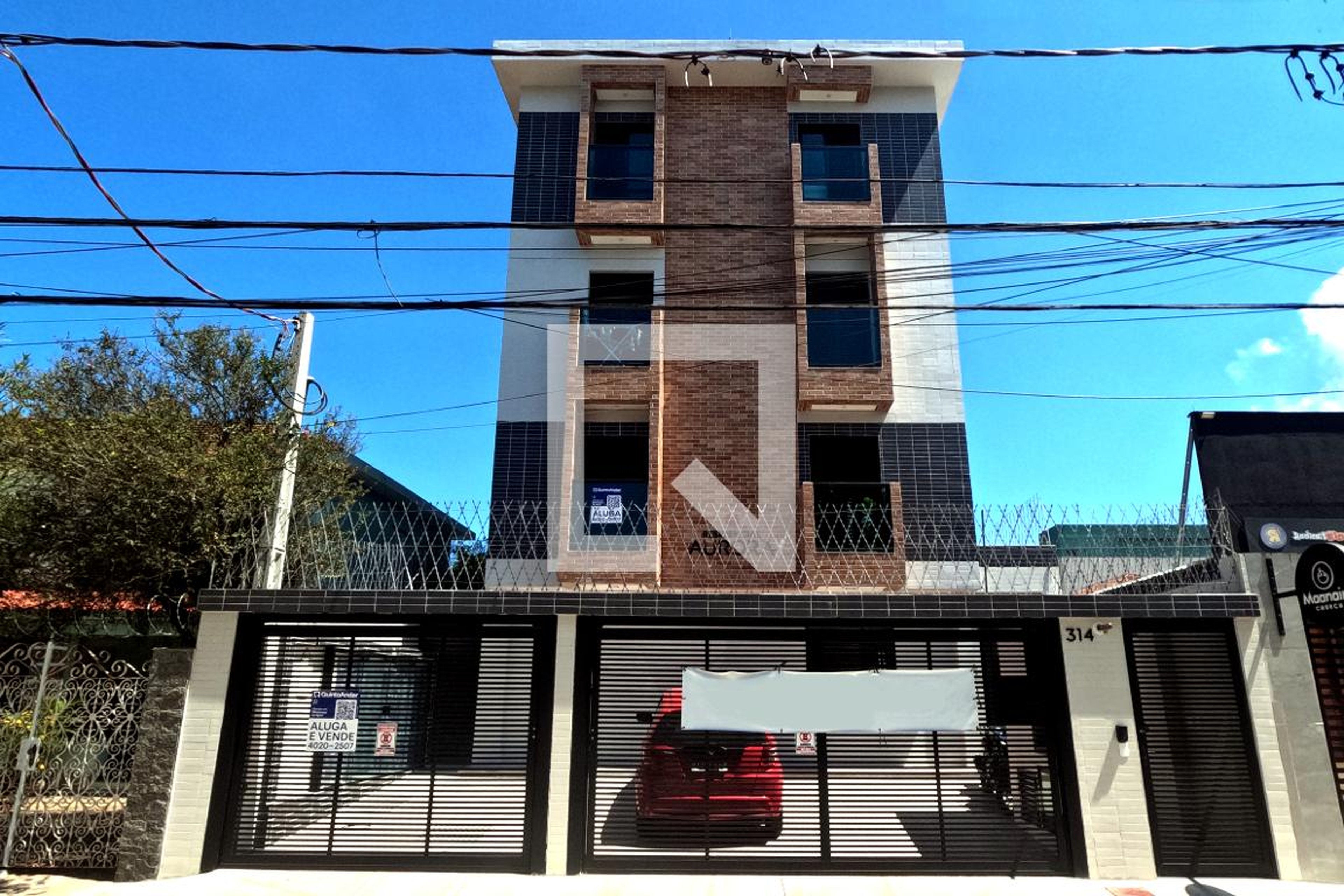 Fachada Condomínio em Rua Batista Pereira, 314