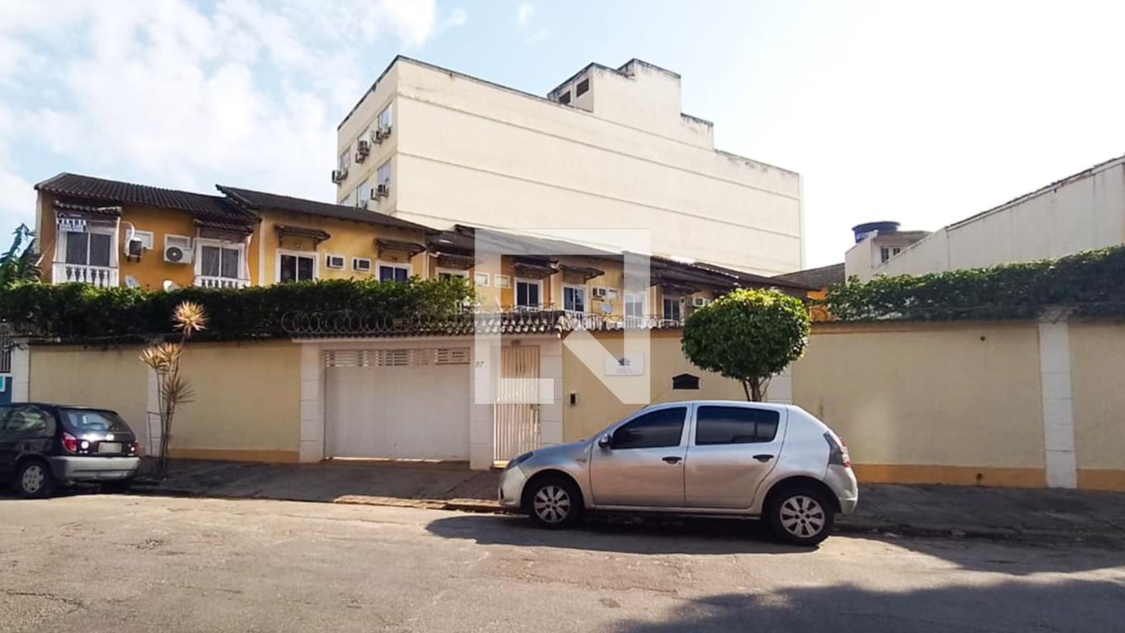 Fachada Condomínio Solar das Hortencias