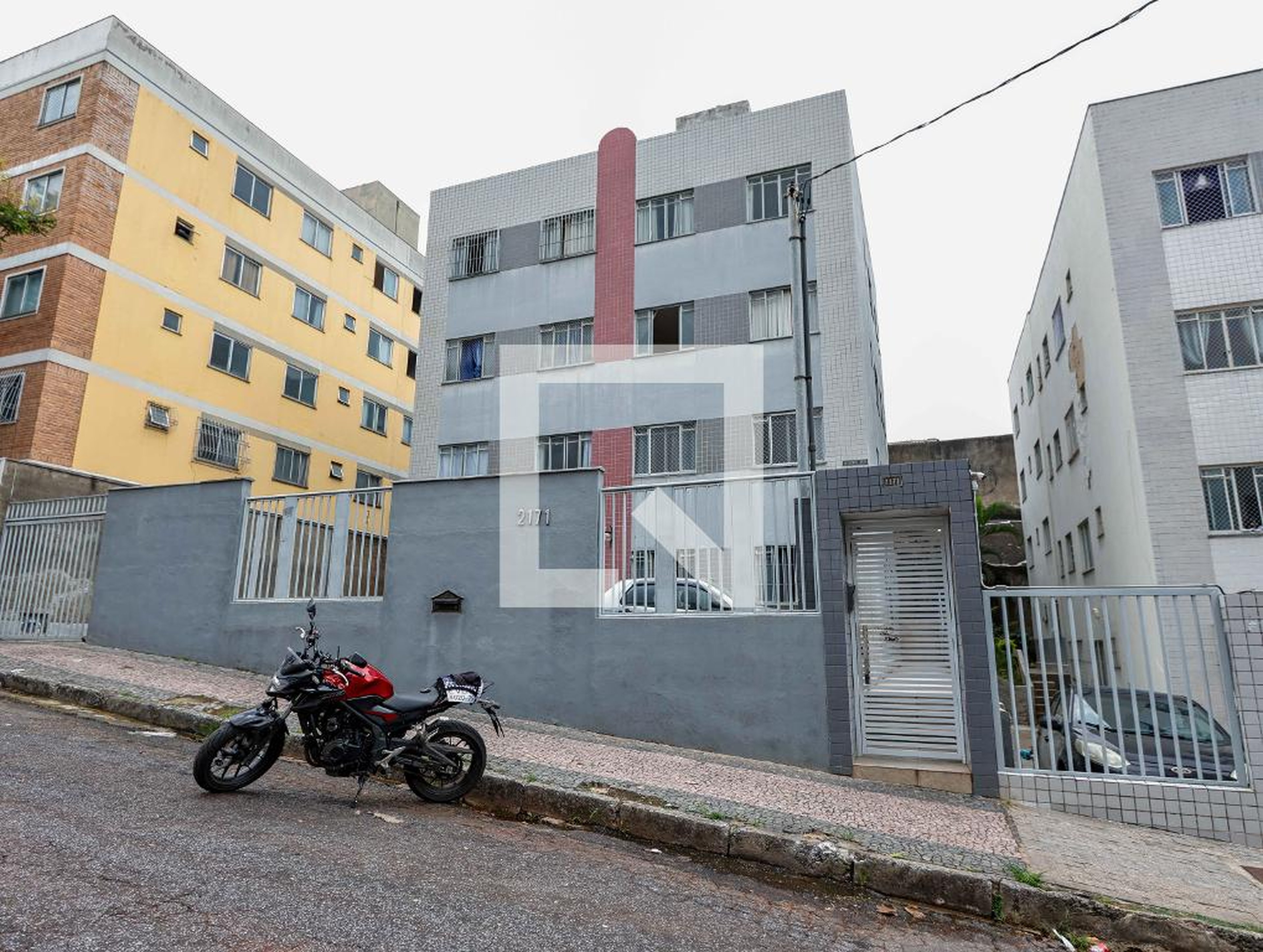Fachada do Prédio Condomínio em Rua Henrique Gorceix, 2171