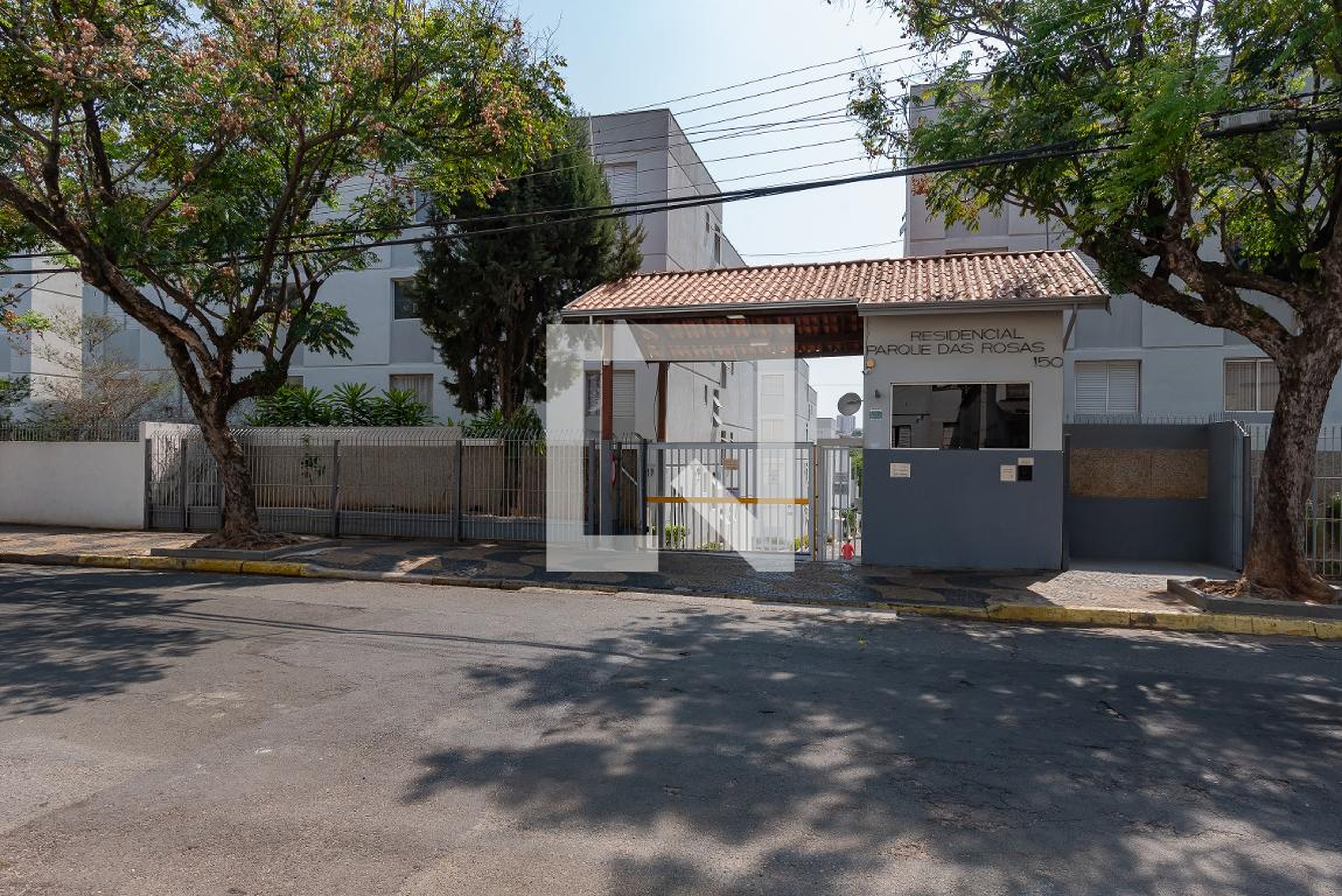 Fachada do Prédio Condomínio Parque das Rosas