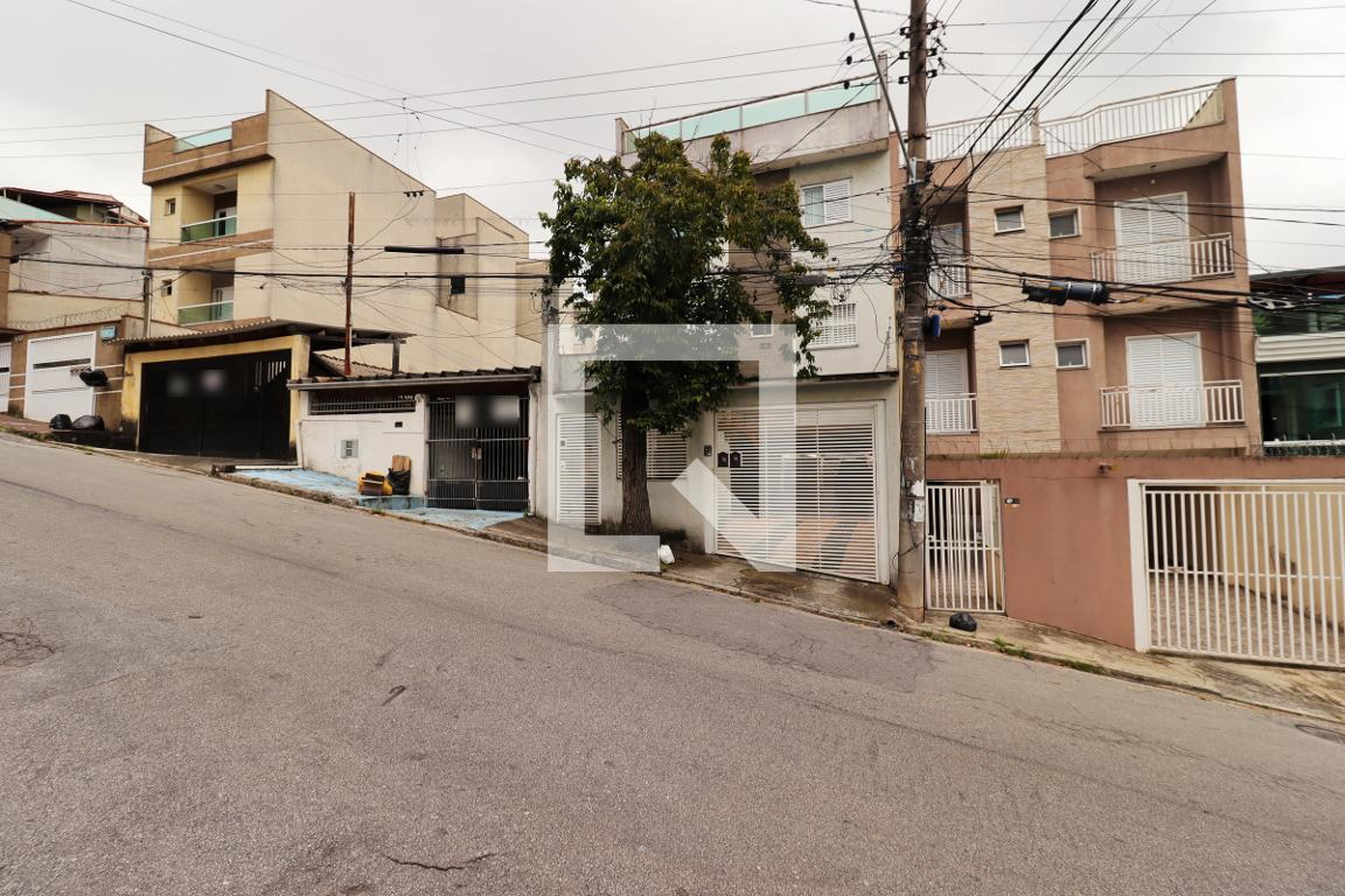 Fachada Condomínio em Rua Botucatu, 120