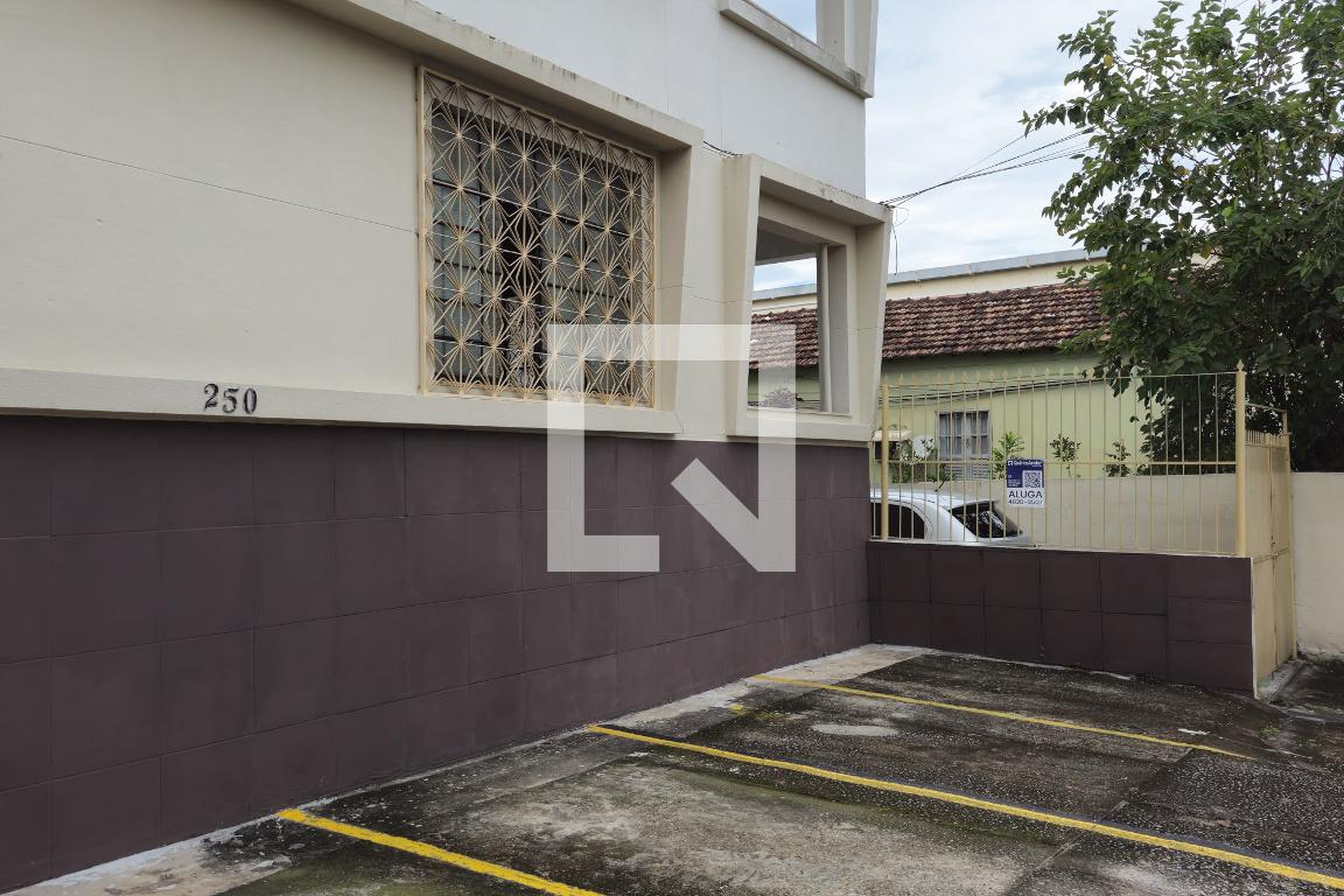 Fachada Condomínio em Rua Vítor Alves, 250