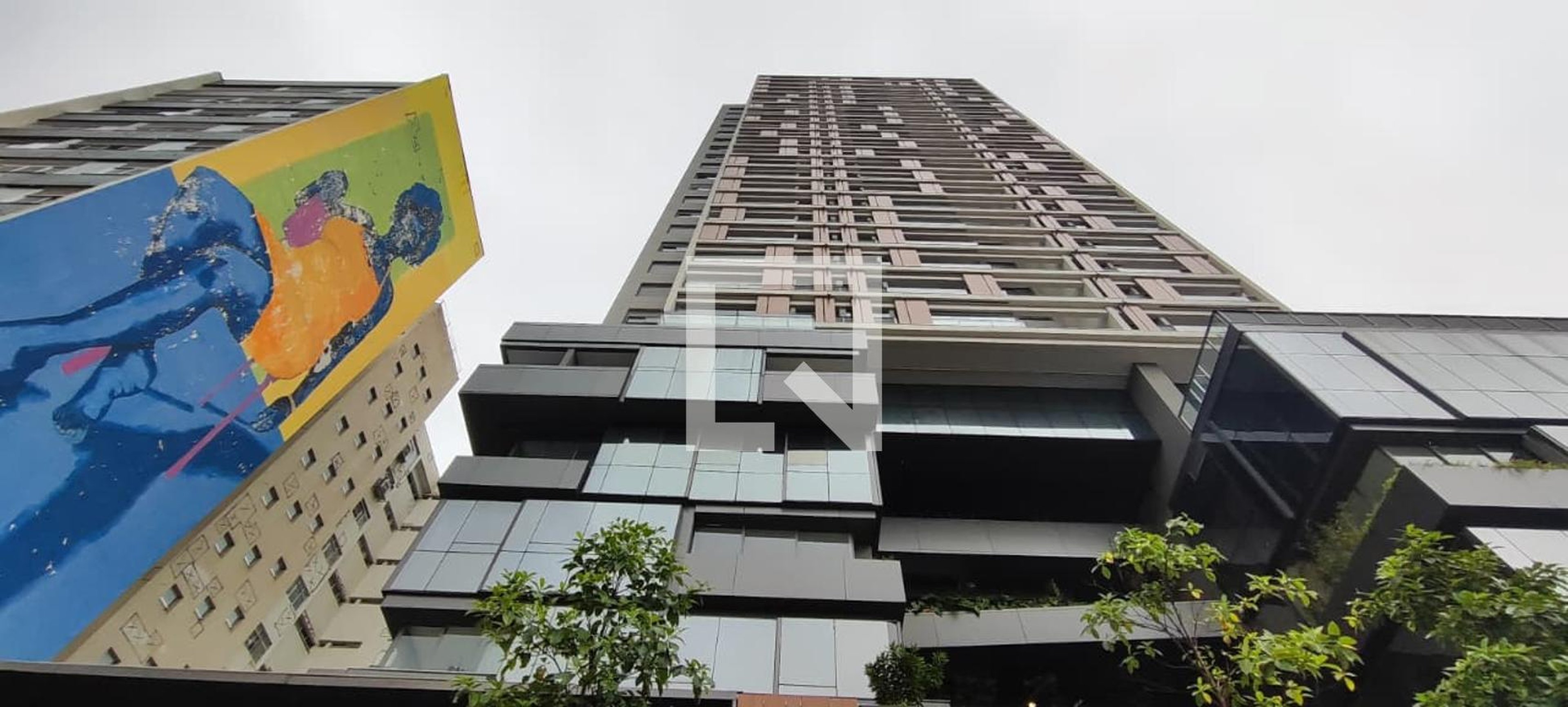 Fachada Condomínio 737 Pedroso