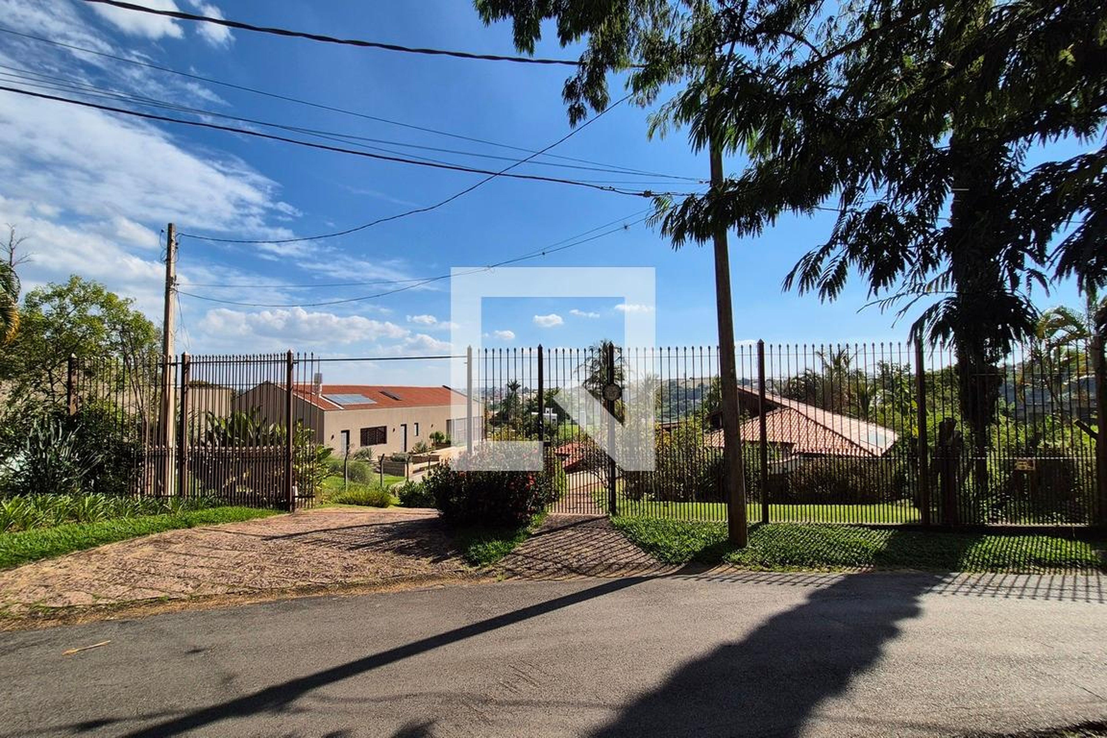 Fachada do Prédio Condomínio em Alameda das Tílias, 115