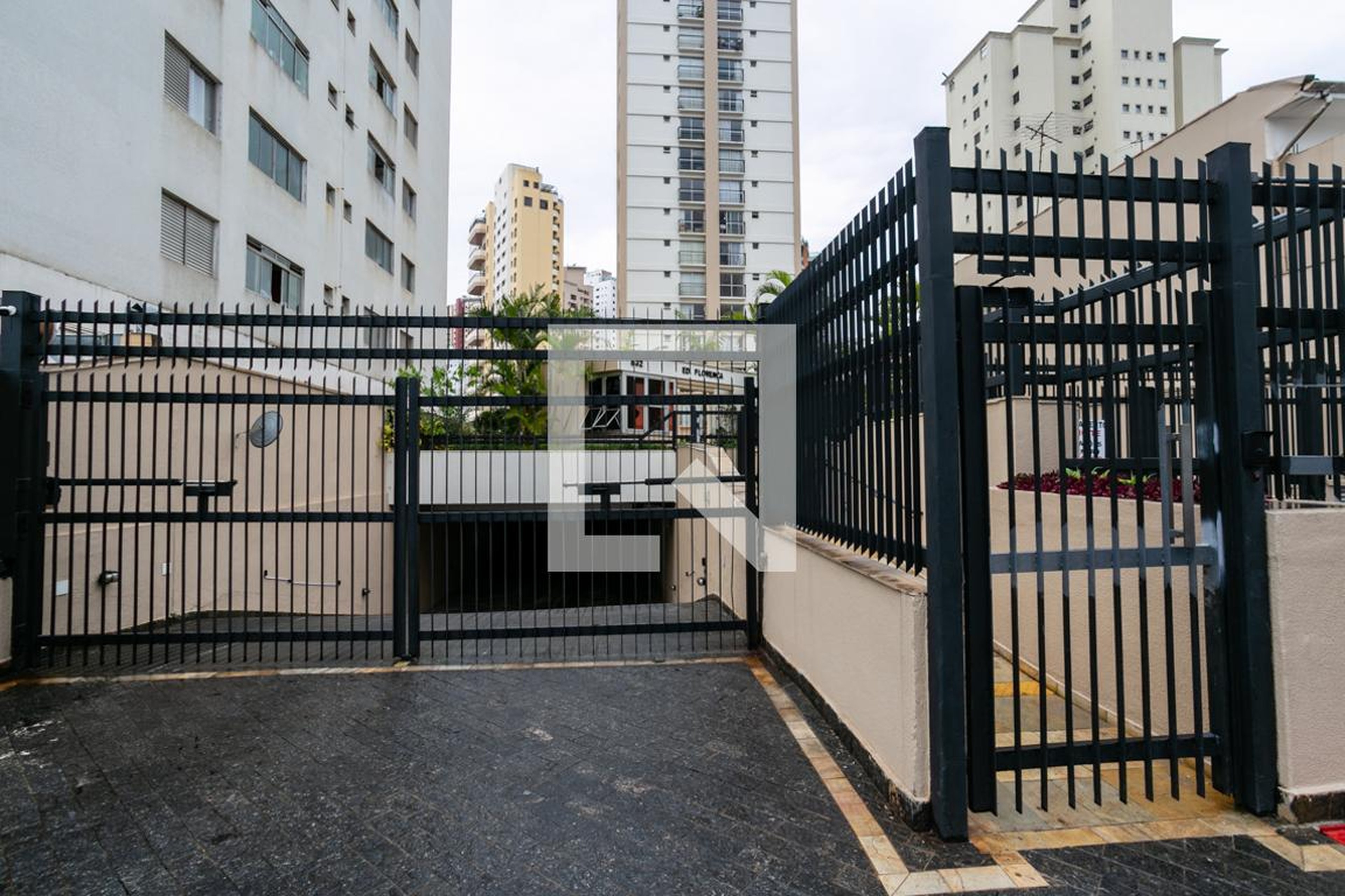 Fachada do condomínio Edifício Florença