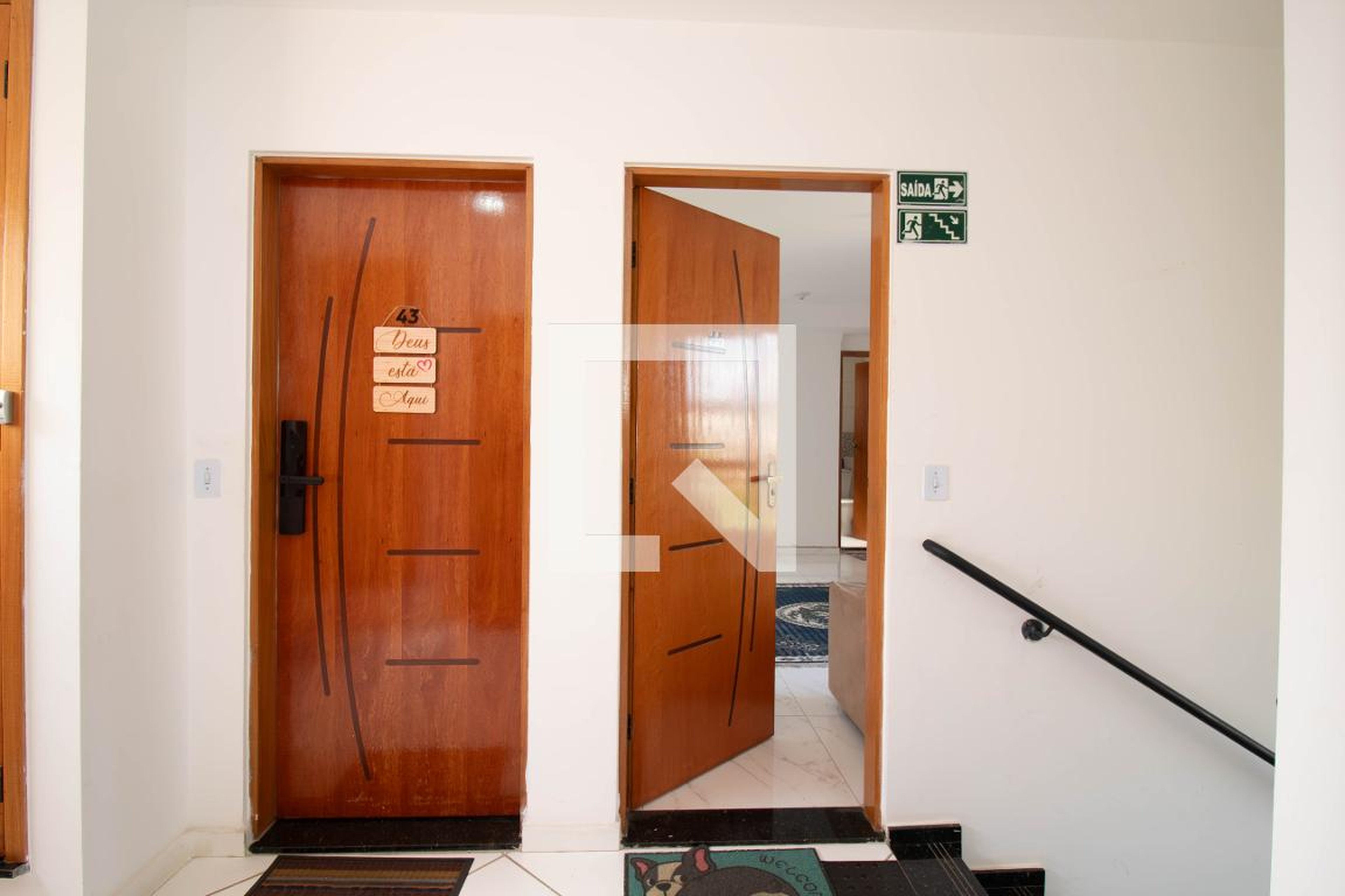 Hall de entrada Condomínio Parque dos Pássaros