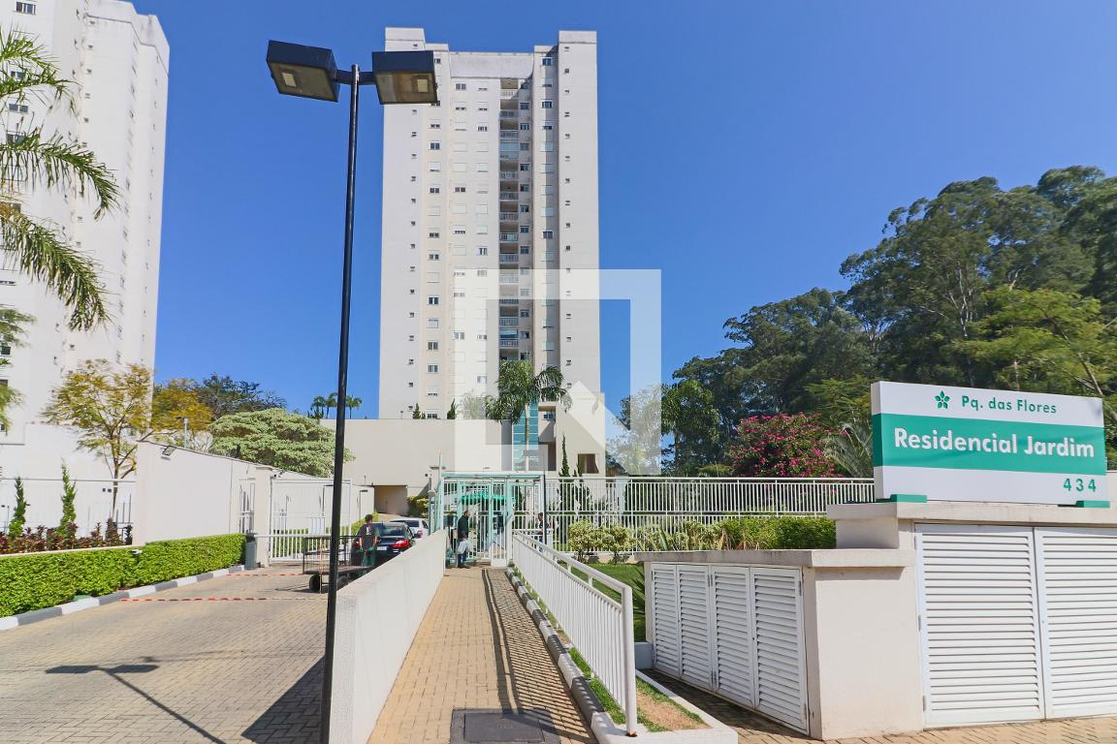 Fachada Condomínio Parque das Flores