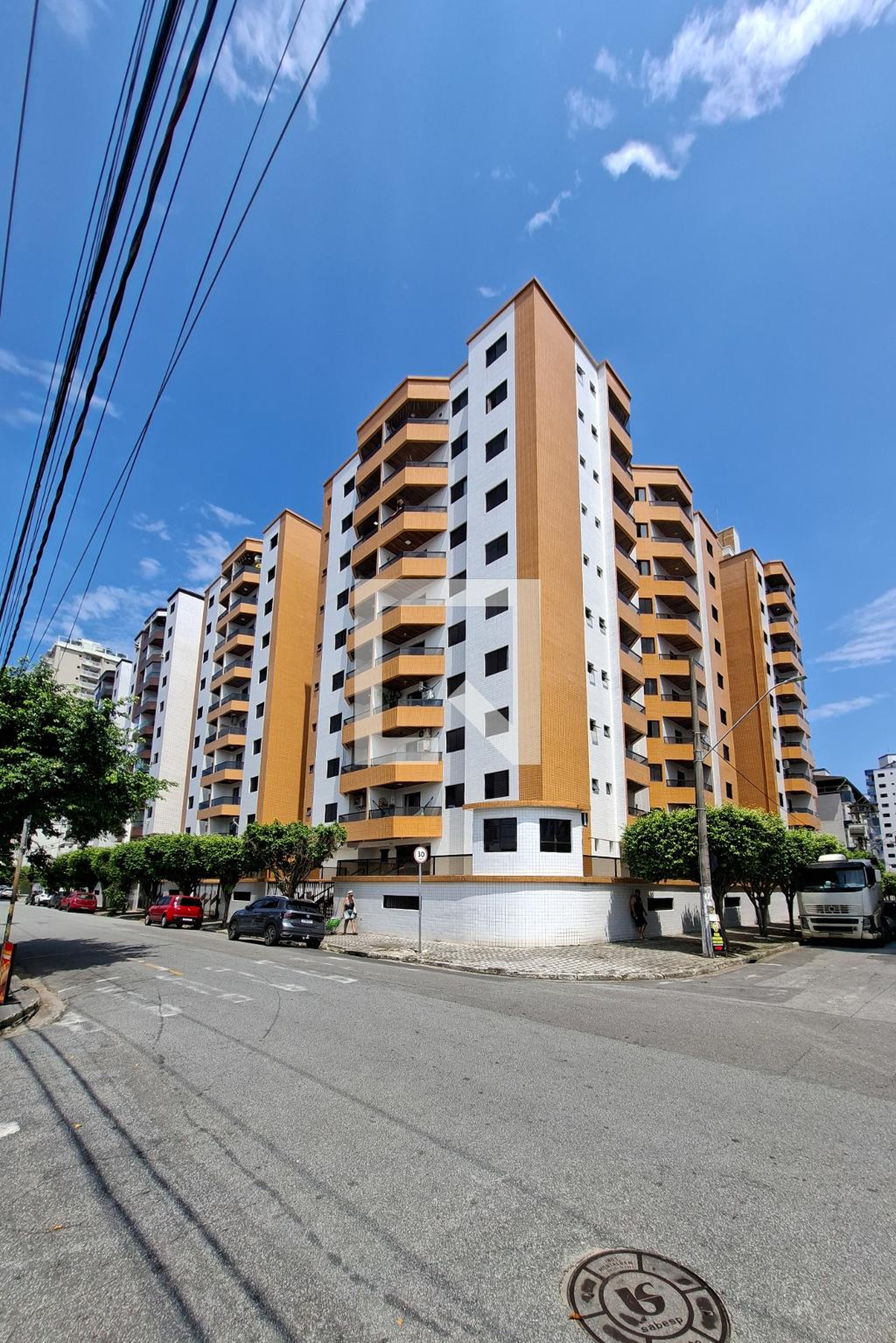 Fachada Condomínio Long Beach