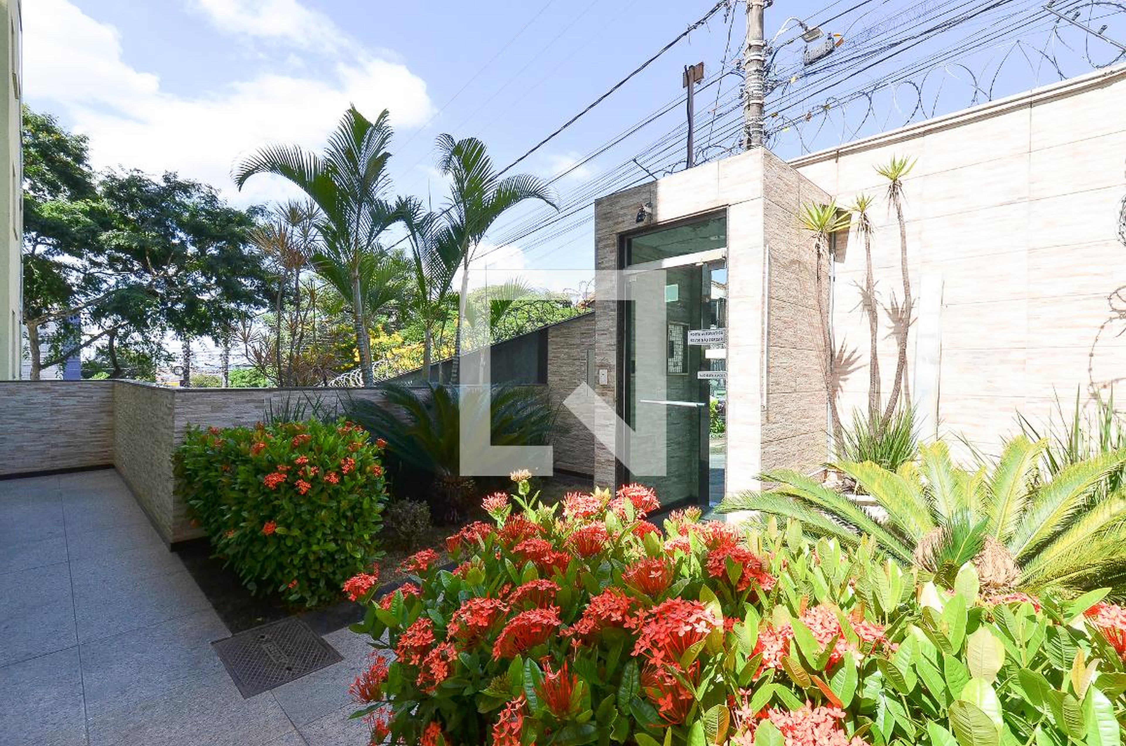 Entrada - Edifício Residencial Líbano