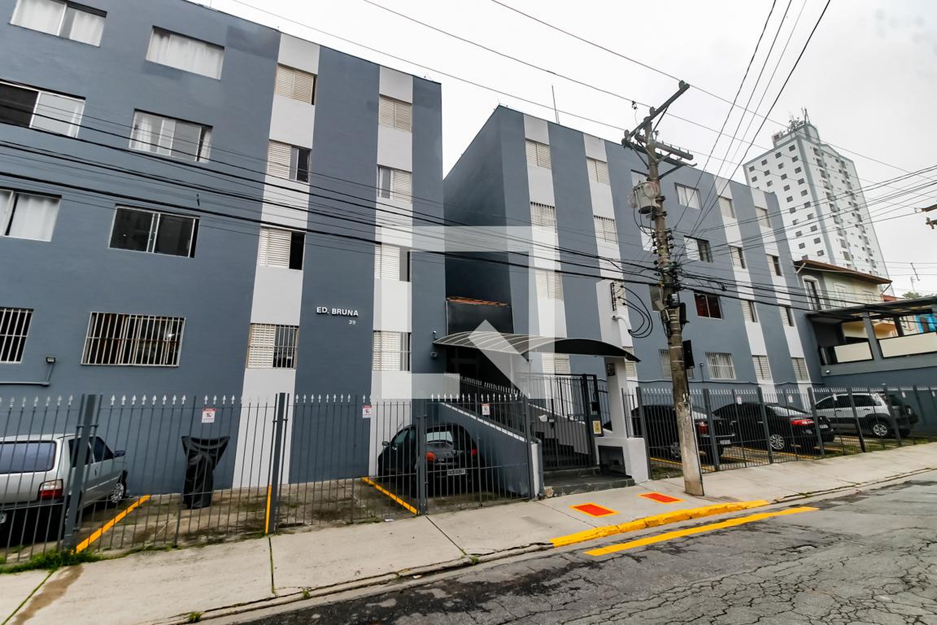Fachada do Prédio Condomínio Bruna