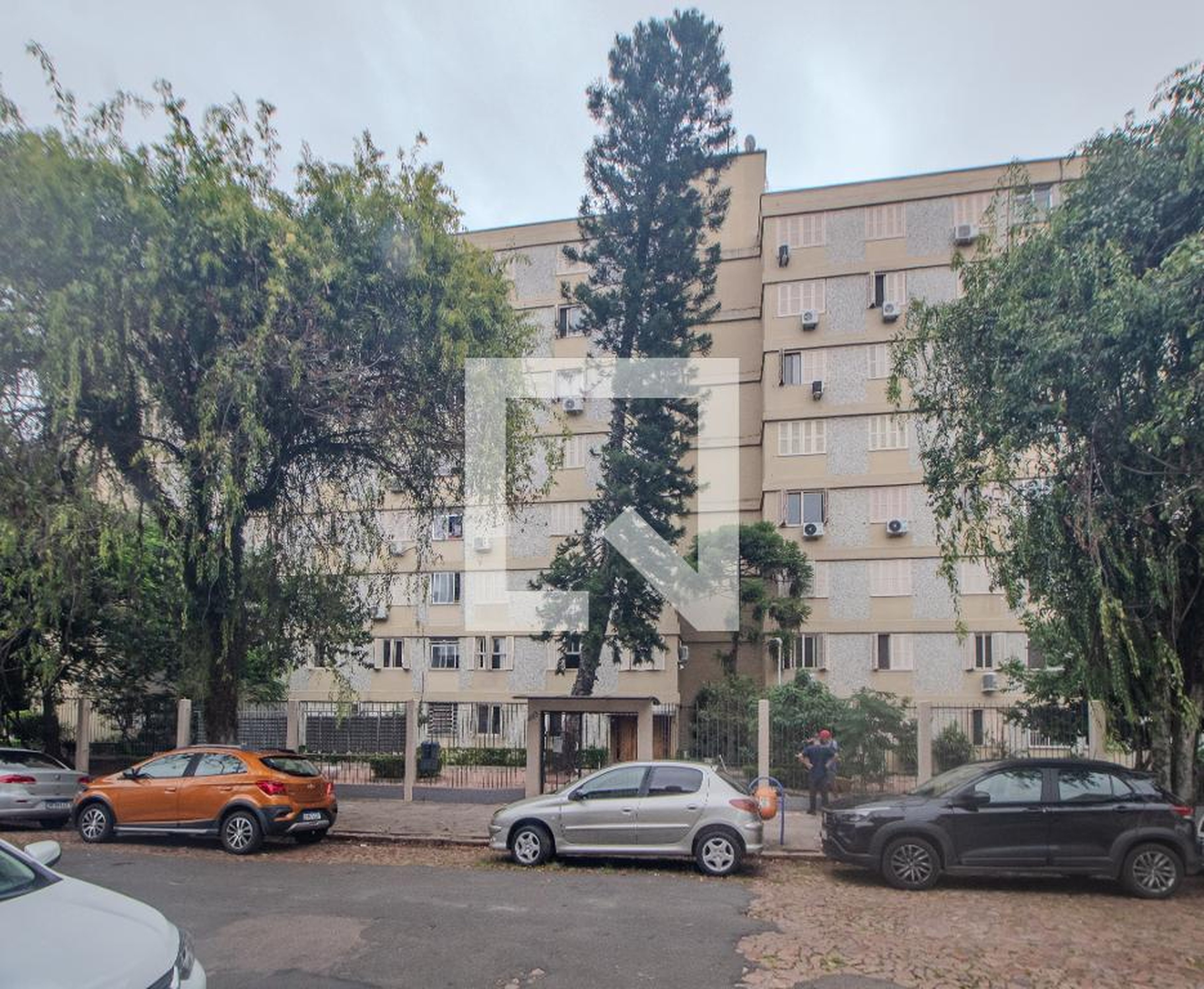 Fachada Condomínio em Rua Buenos Aires, 402