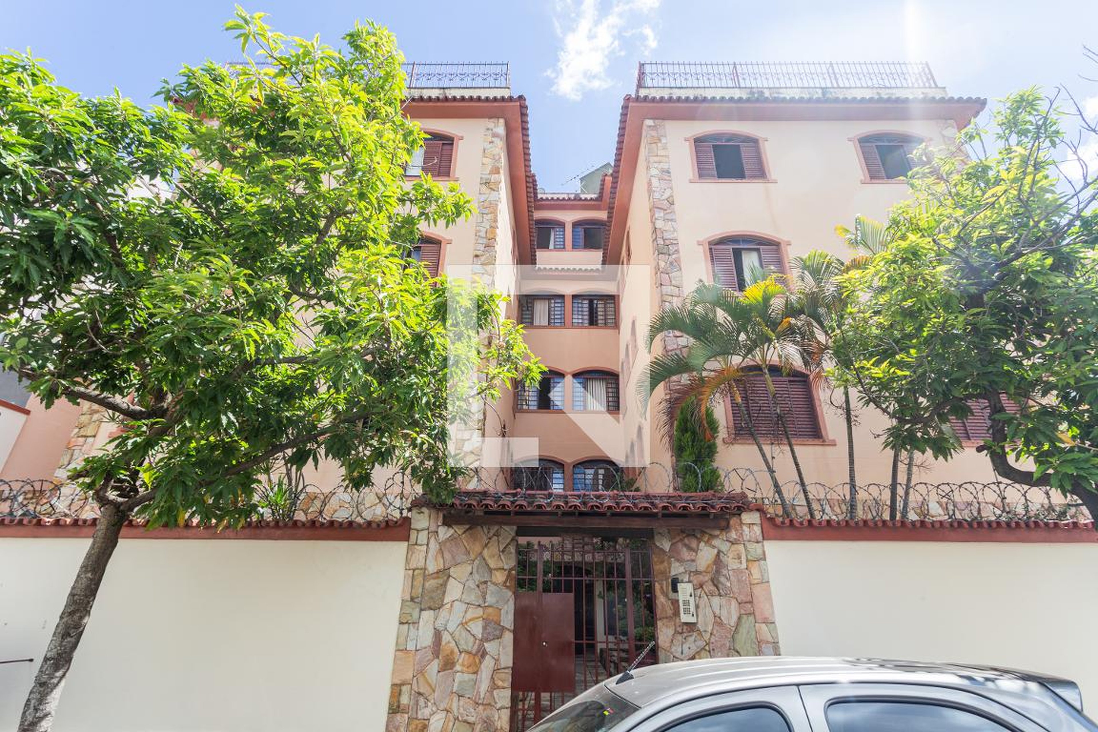 Fachada Edifício Dalva Cadeu de Oliveira