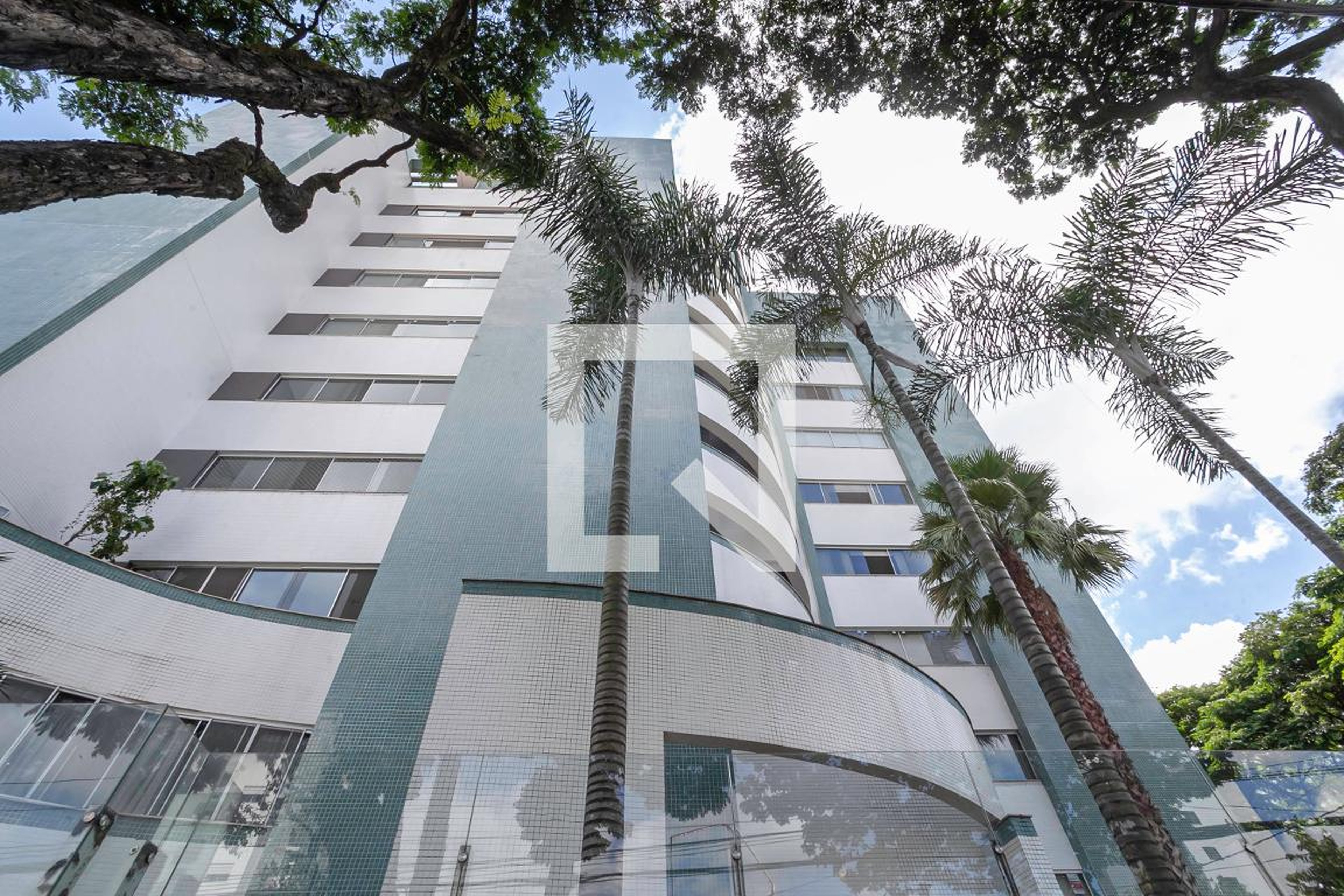 Fachada Condomínio Saint Florent