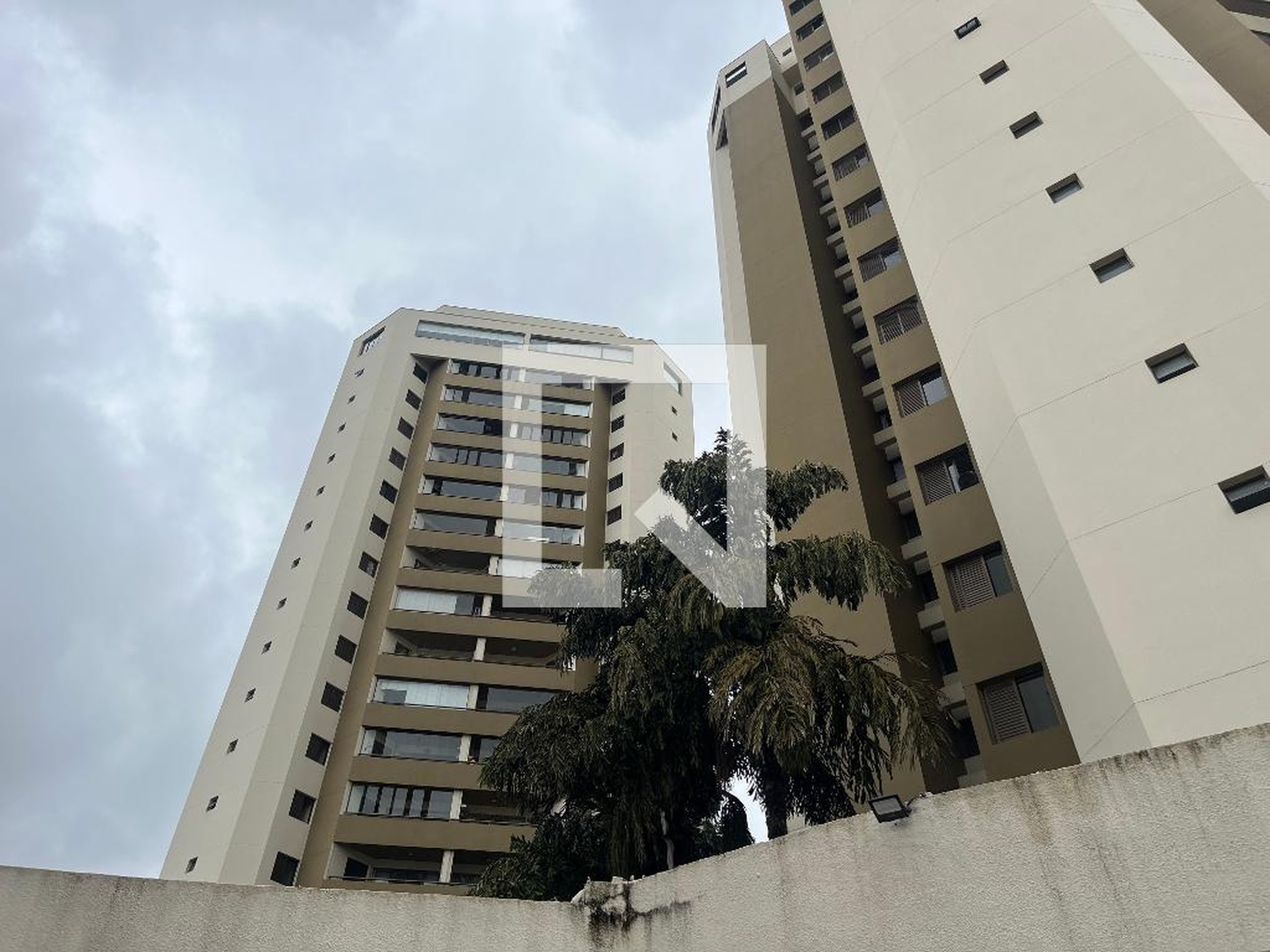 Fachada do Prédio Condomínio Club Alto De Pinheiros