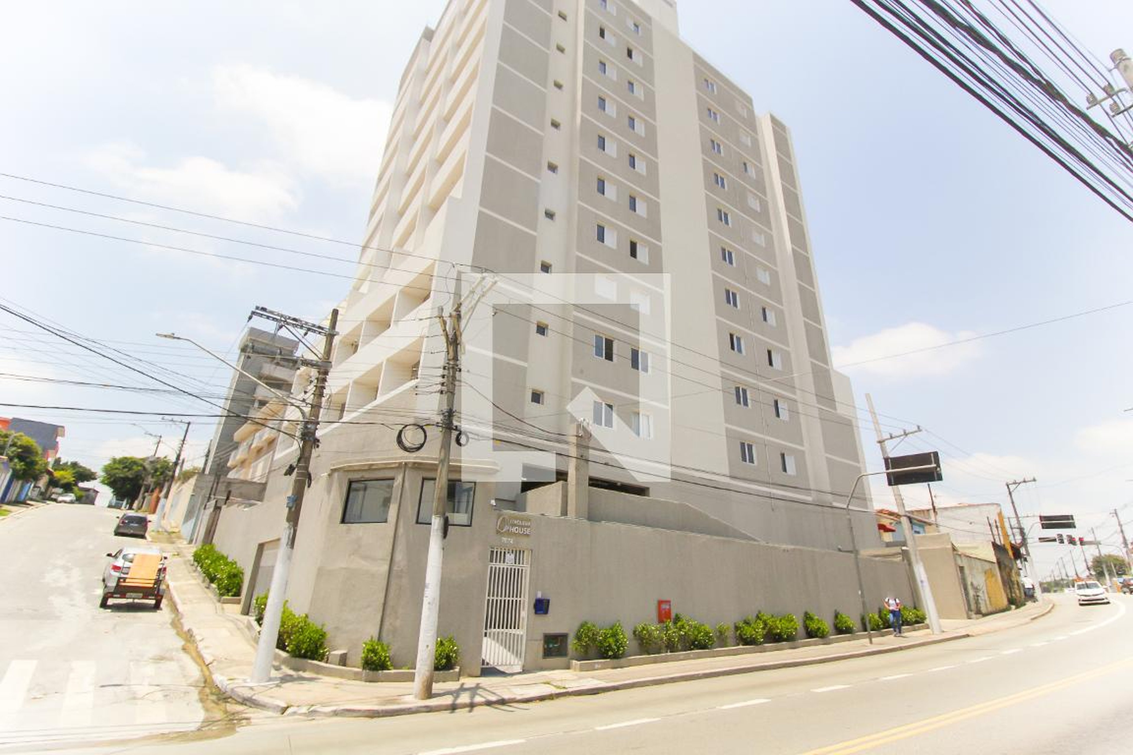 Fachada do Prédio Condomínio Itaquera House